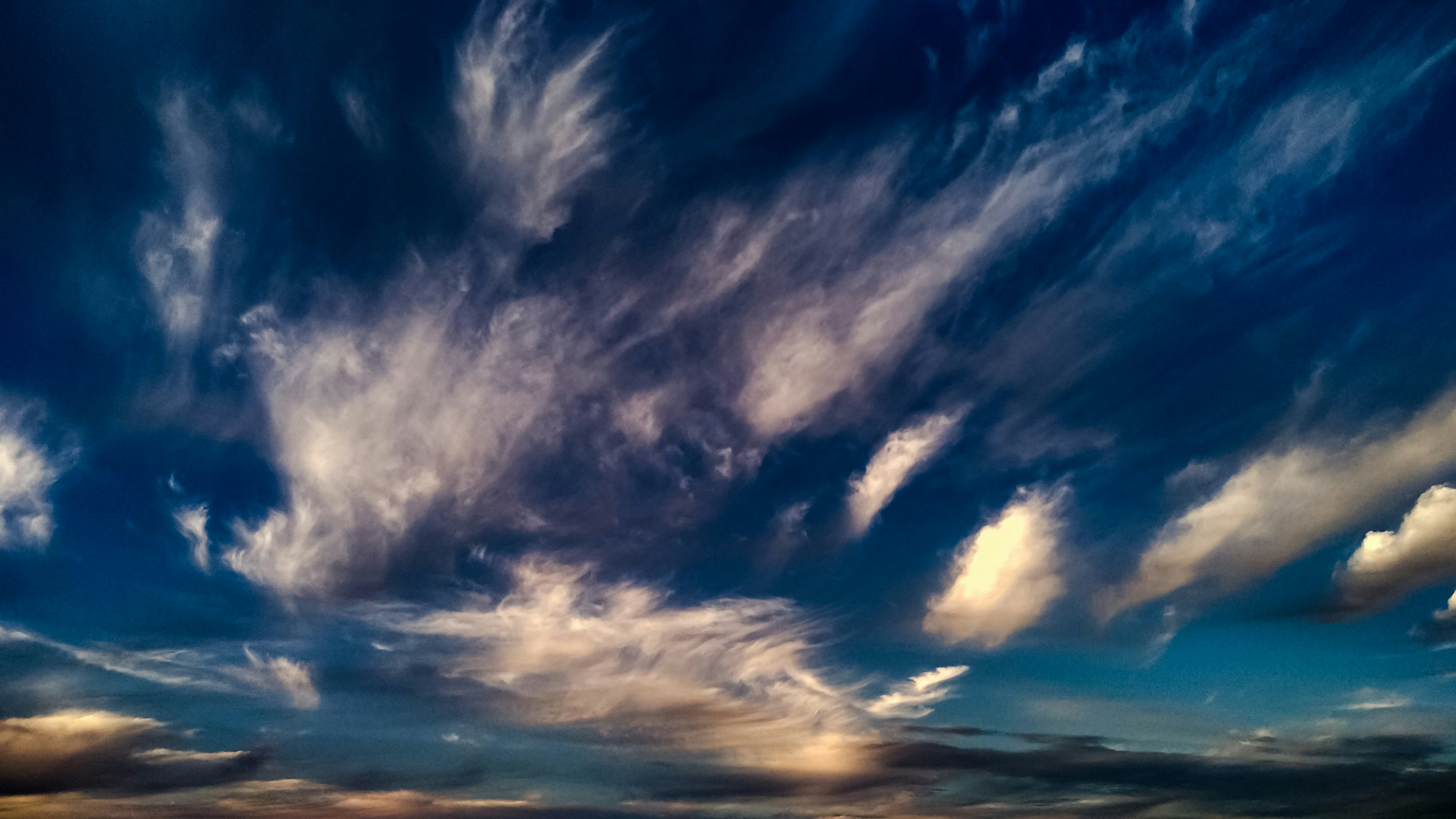 Why is the Sky Blue? Exploring the Science Behind Color Perception