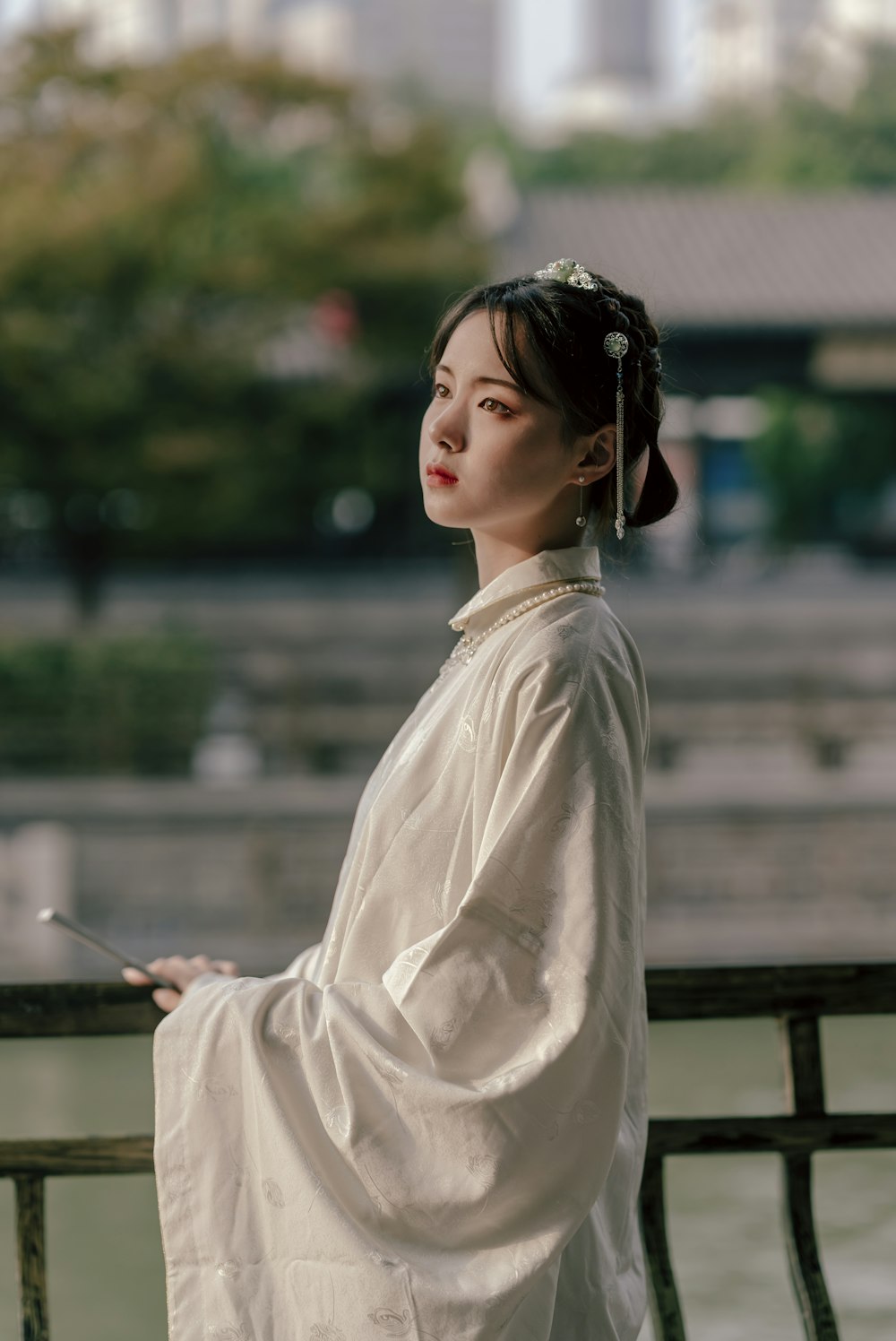 woman wearing white kimono