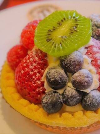 assorted fruits dessert on plate