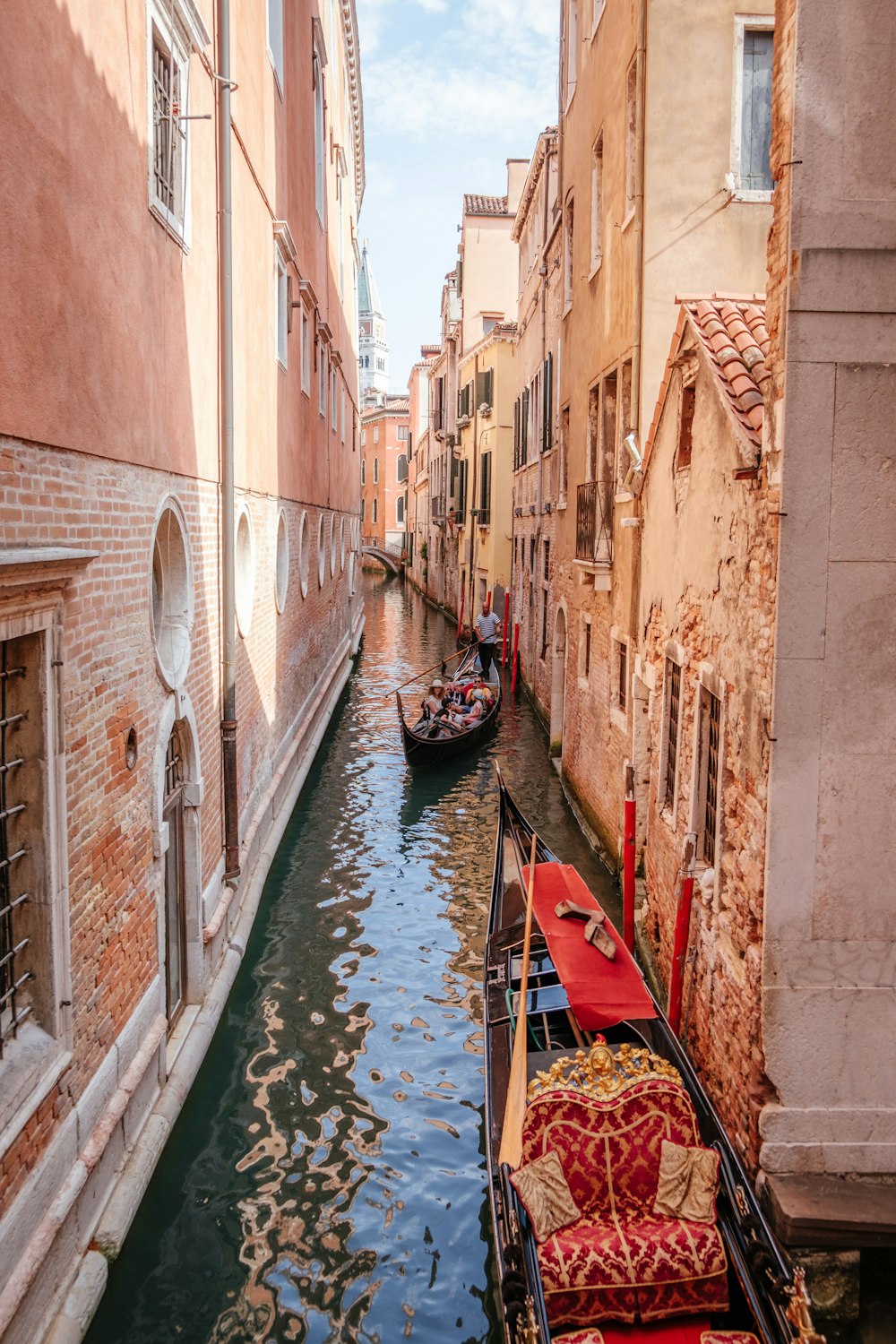 boat between walls