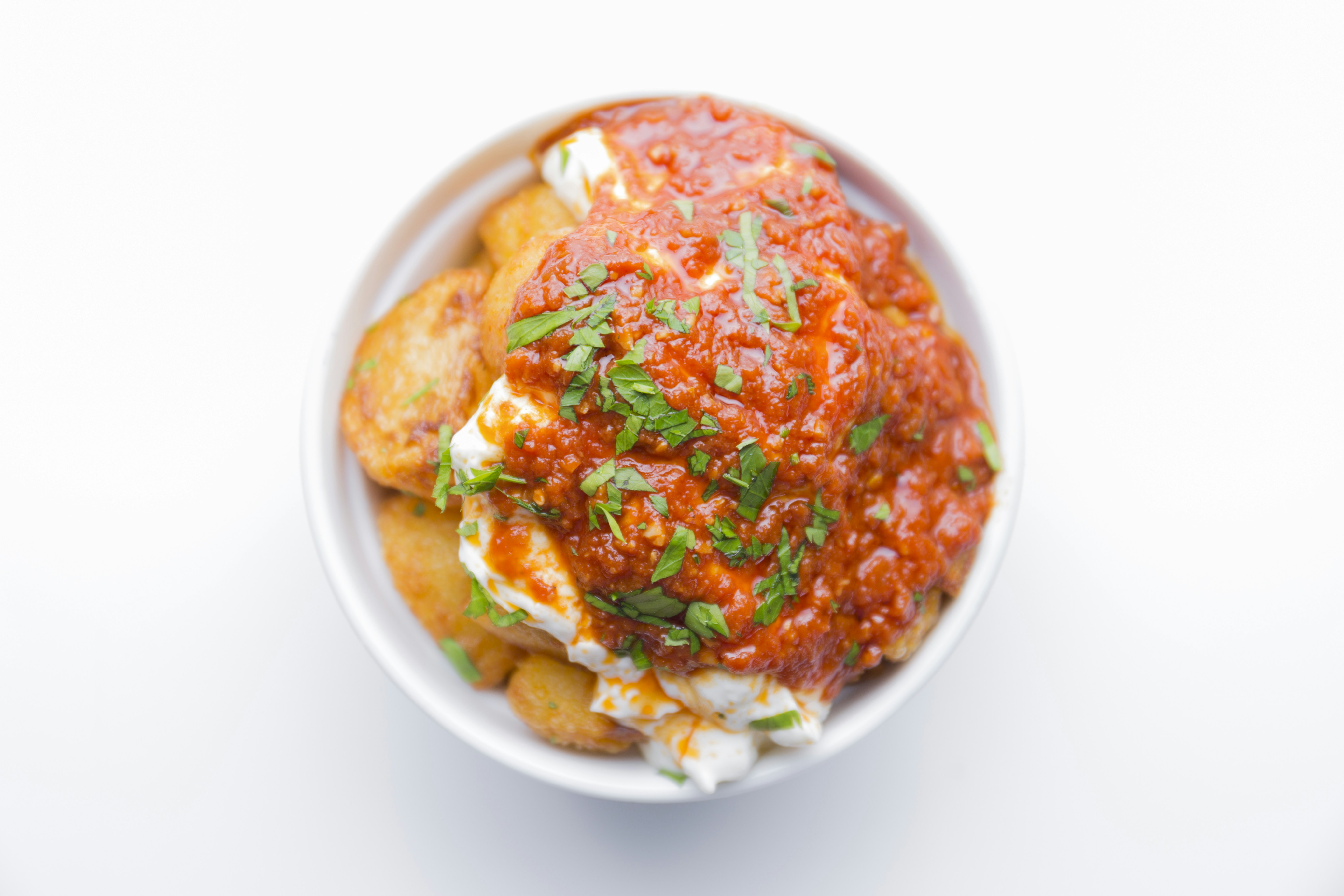 Bacalao con Patatas Baby y Salsa de Tomate Ligera