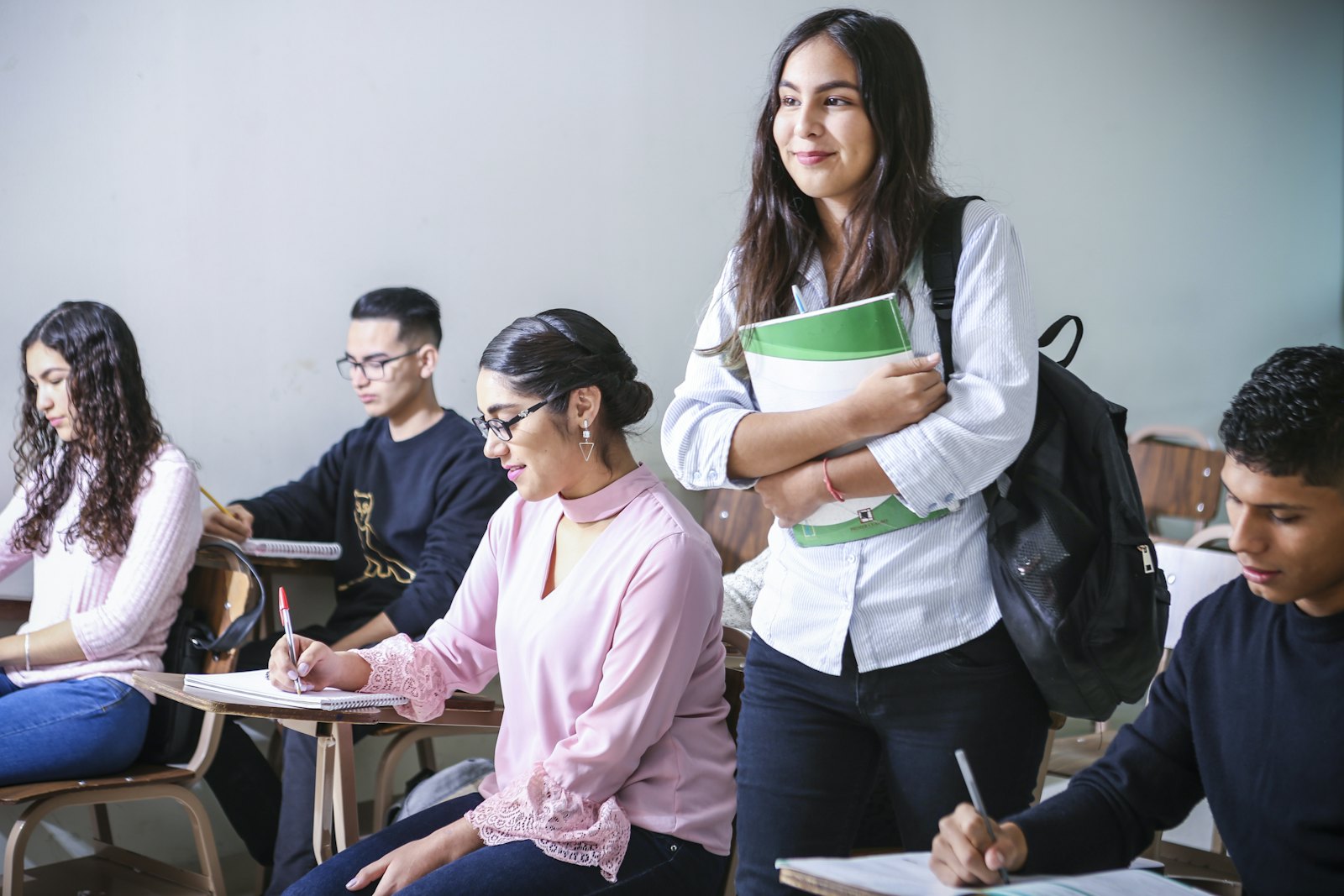 What Is a Top-up Degree? A Fast Route to a UK Bachelor's