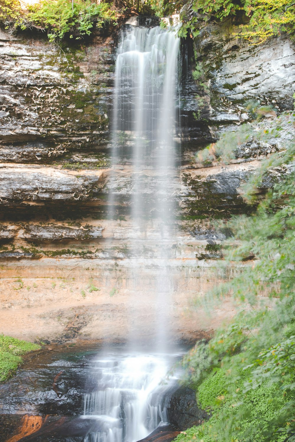 waterfalls during daytime