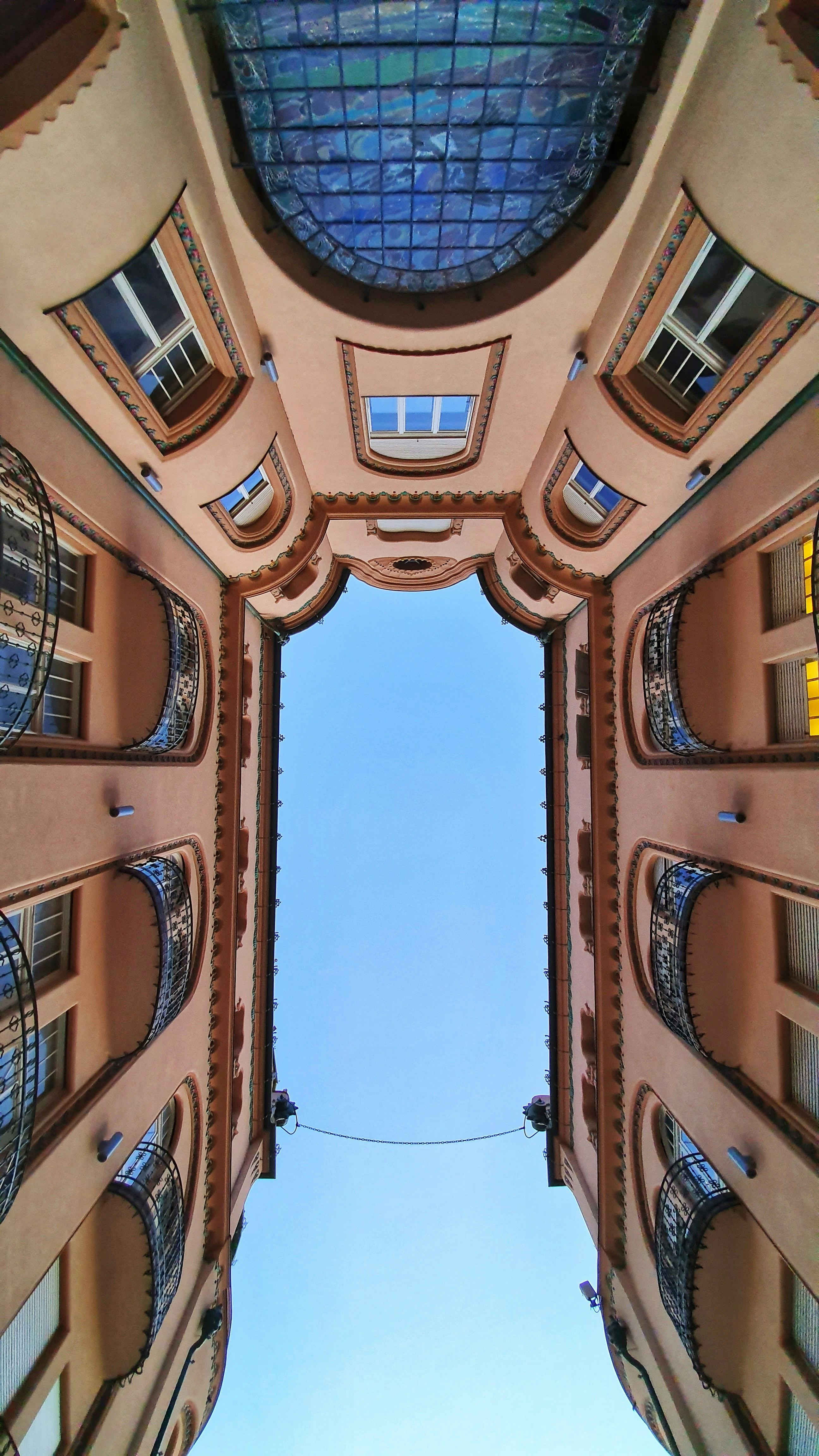 Photo by vasilevalcan