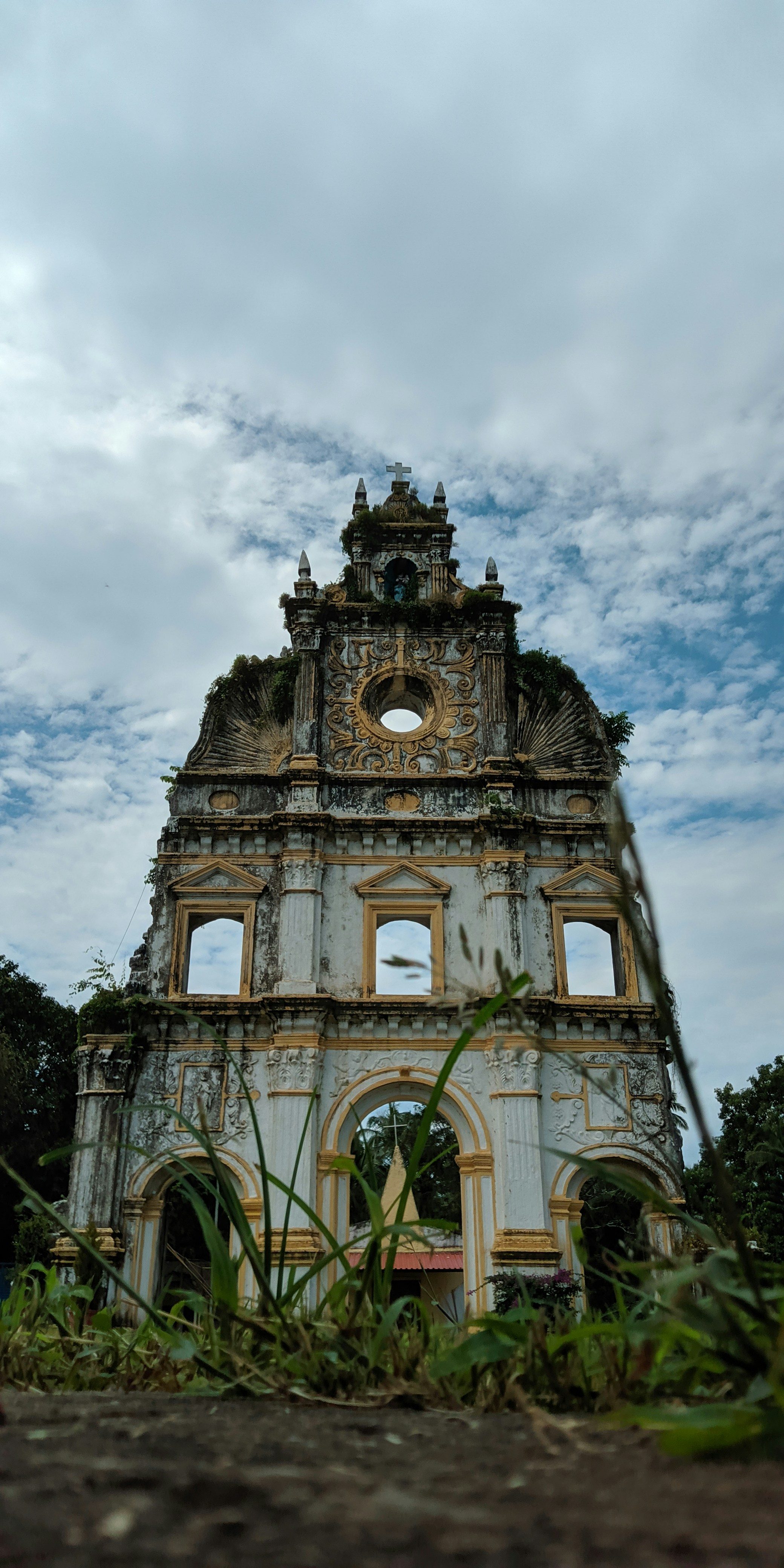 banten old architecture, wallpaper, Latar Belakang Perang Padri di Banten: Sejarah & Dampak 4