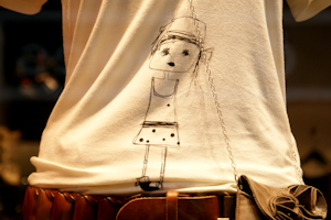 Camiseta Minimalista Preta