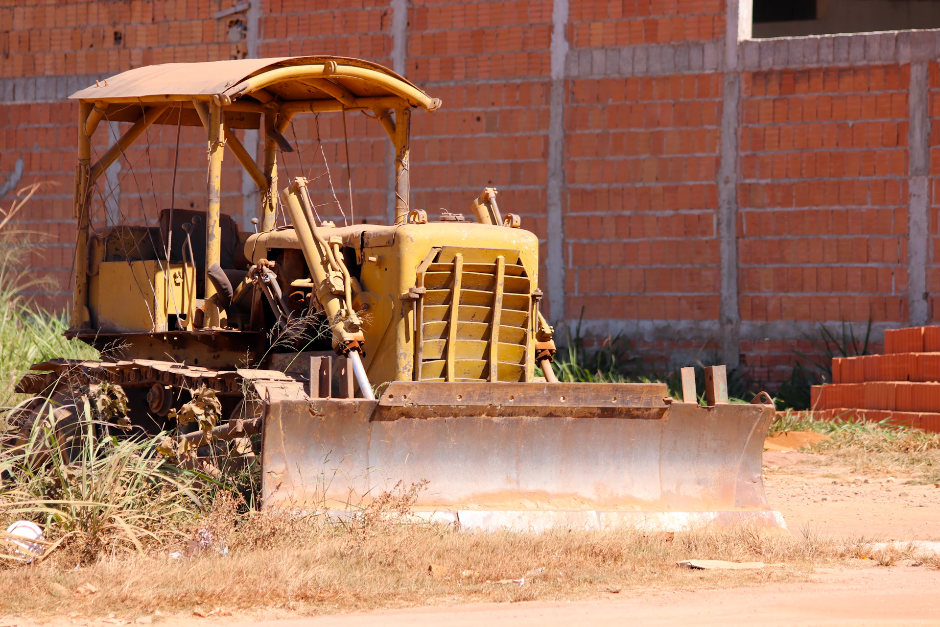 yellow plow truclk