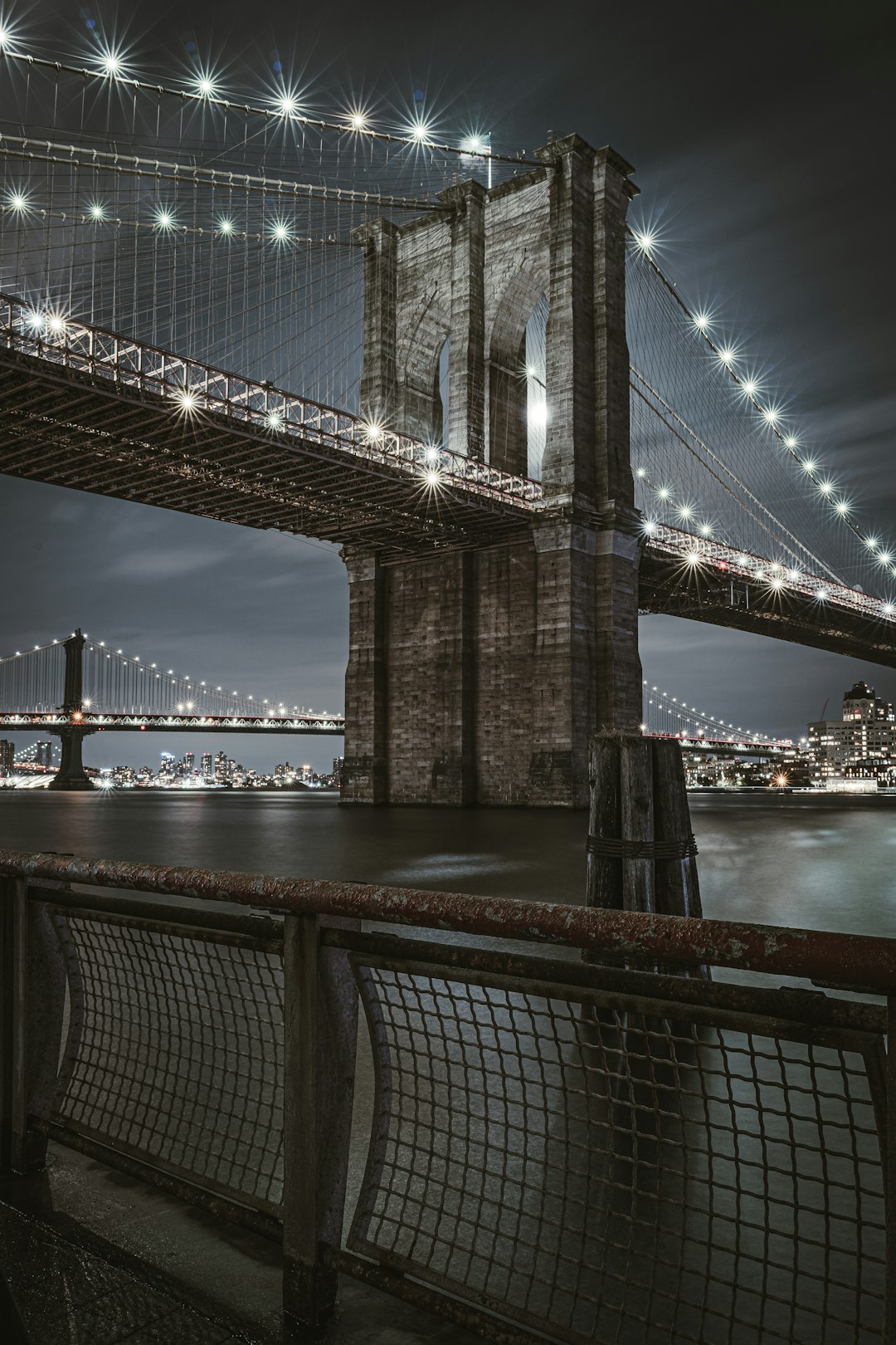 grey concrete bridge