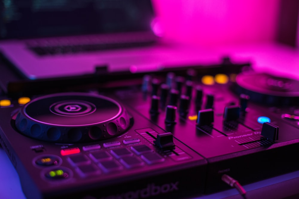 350+ Dj Controller Pictures [Hd] | Download Free Images & Stock Photos On  Unsplash