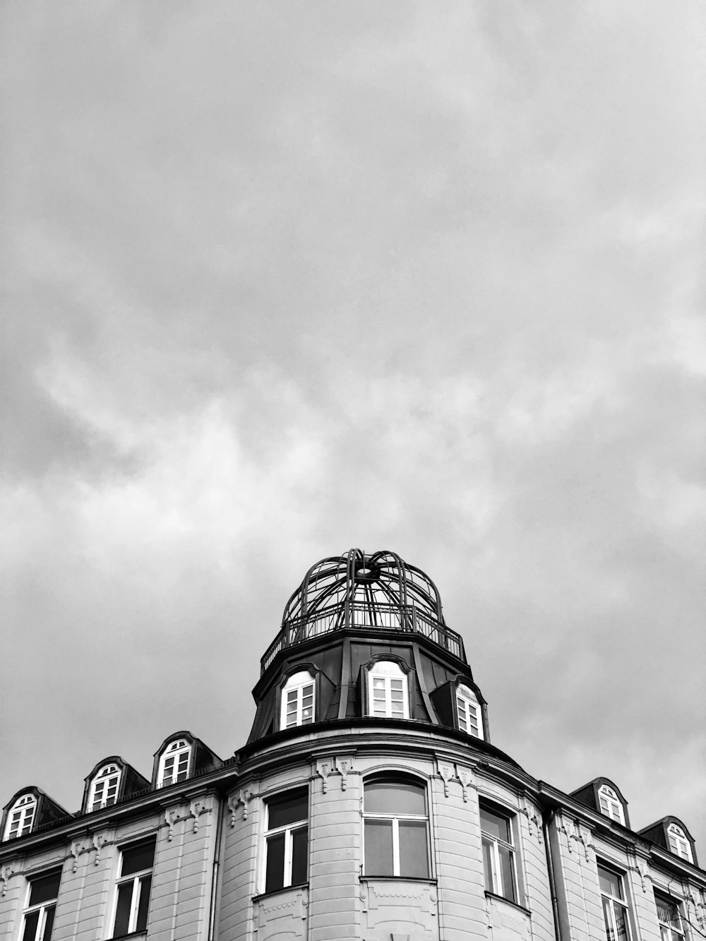 grayscale photography of building