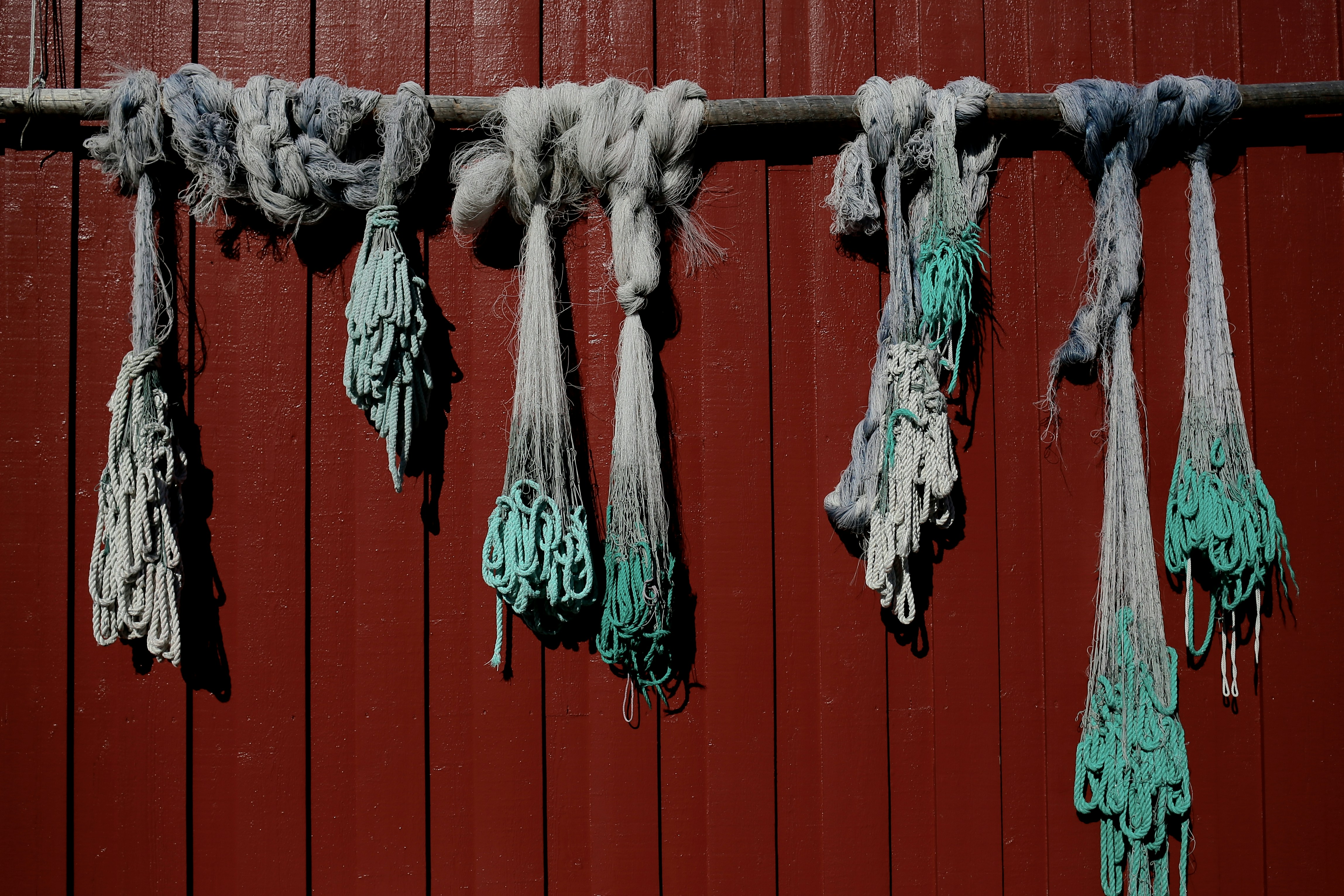 white and green ropes