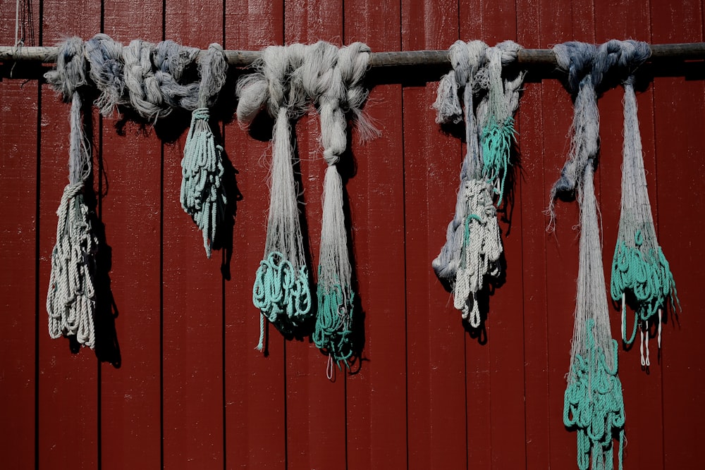 white and green ropes