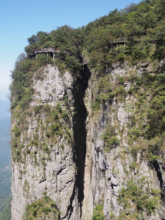 house on cliff in Tianmen Mountain China