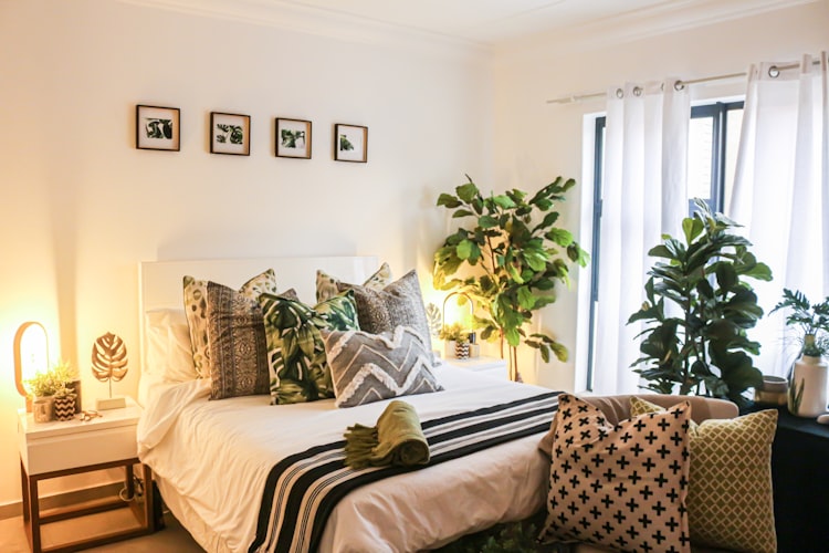 5 Simple Ways to Turn Your Bedroom into the Coziest Part of Your Home