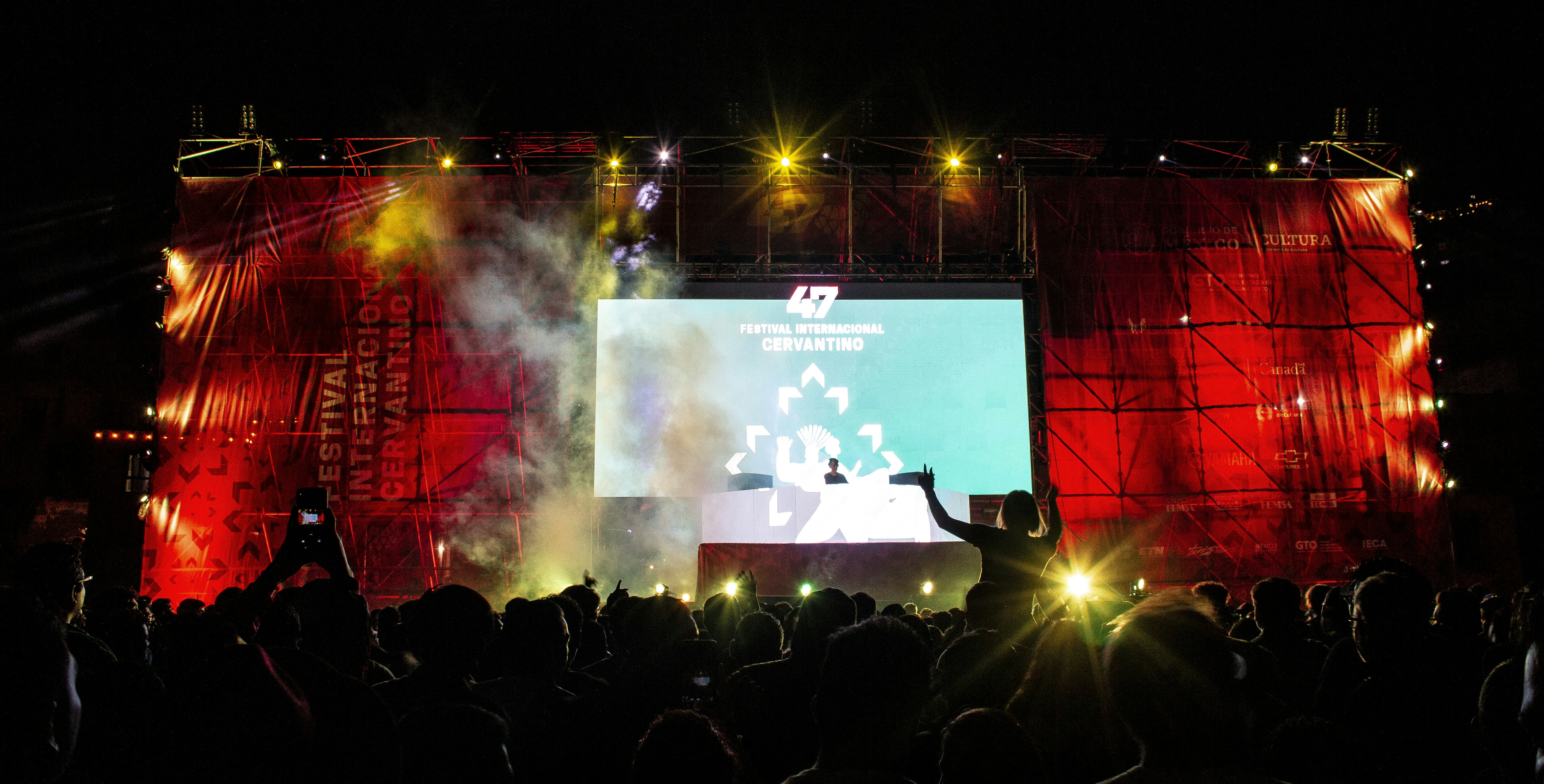 Image de DJ Snake électrise la cour du château de Chambord