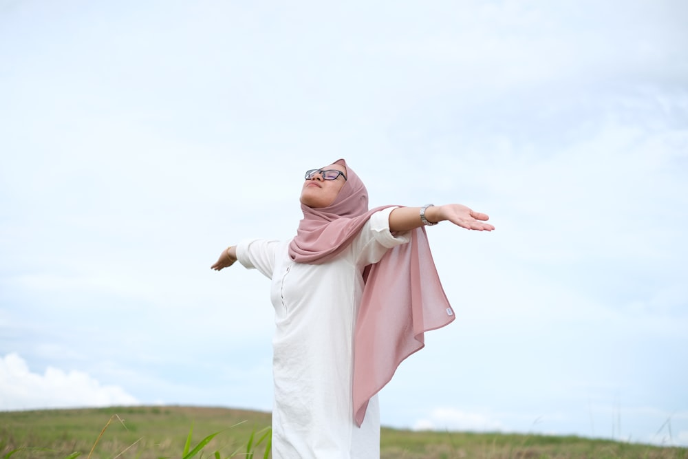 women's pink hijab