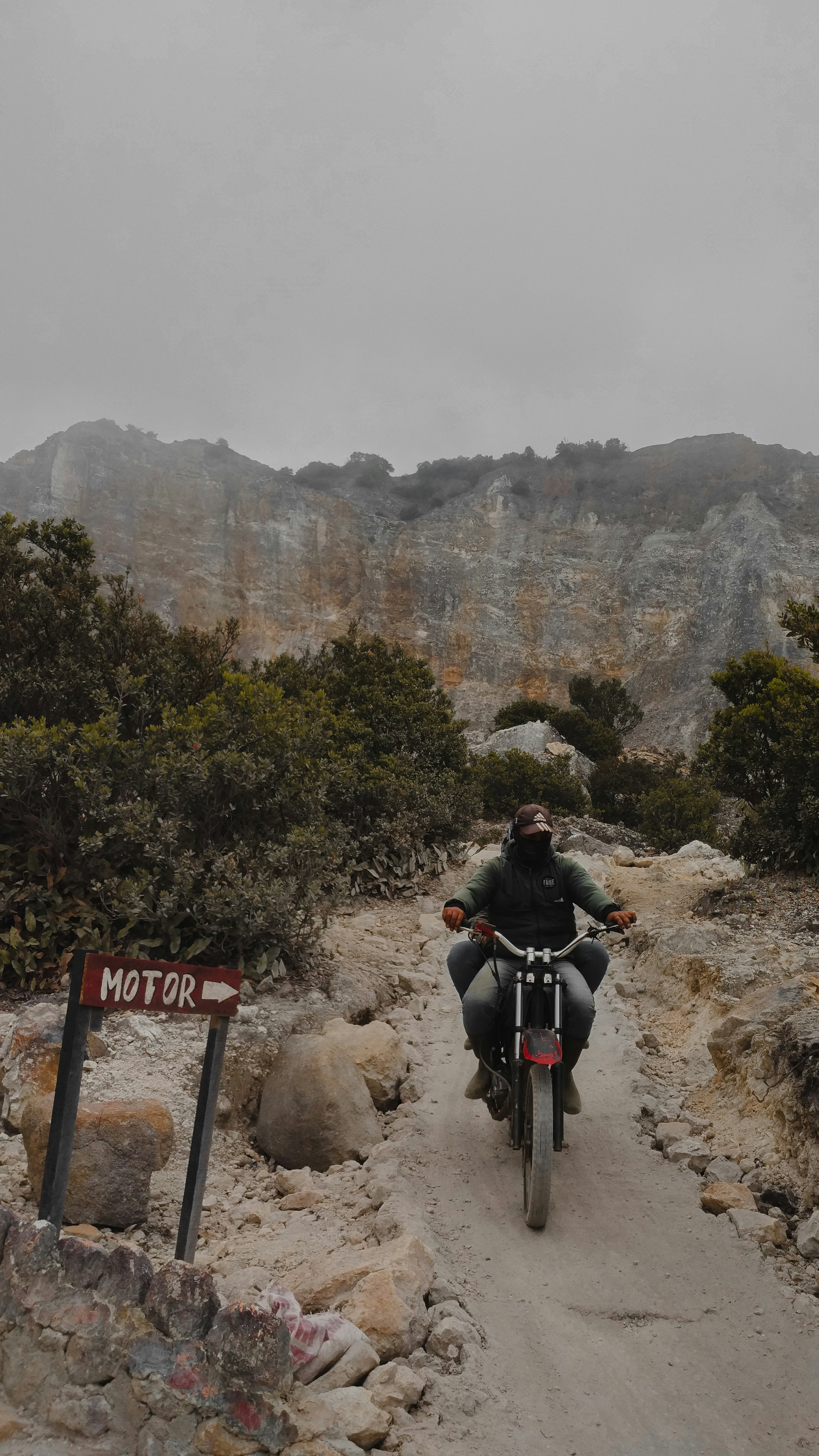Man riding motorcycle photo – Free Person Image on Unsplash