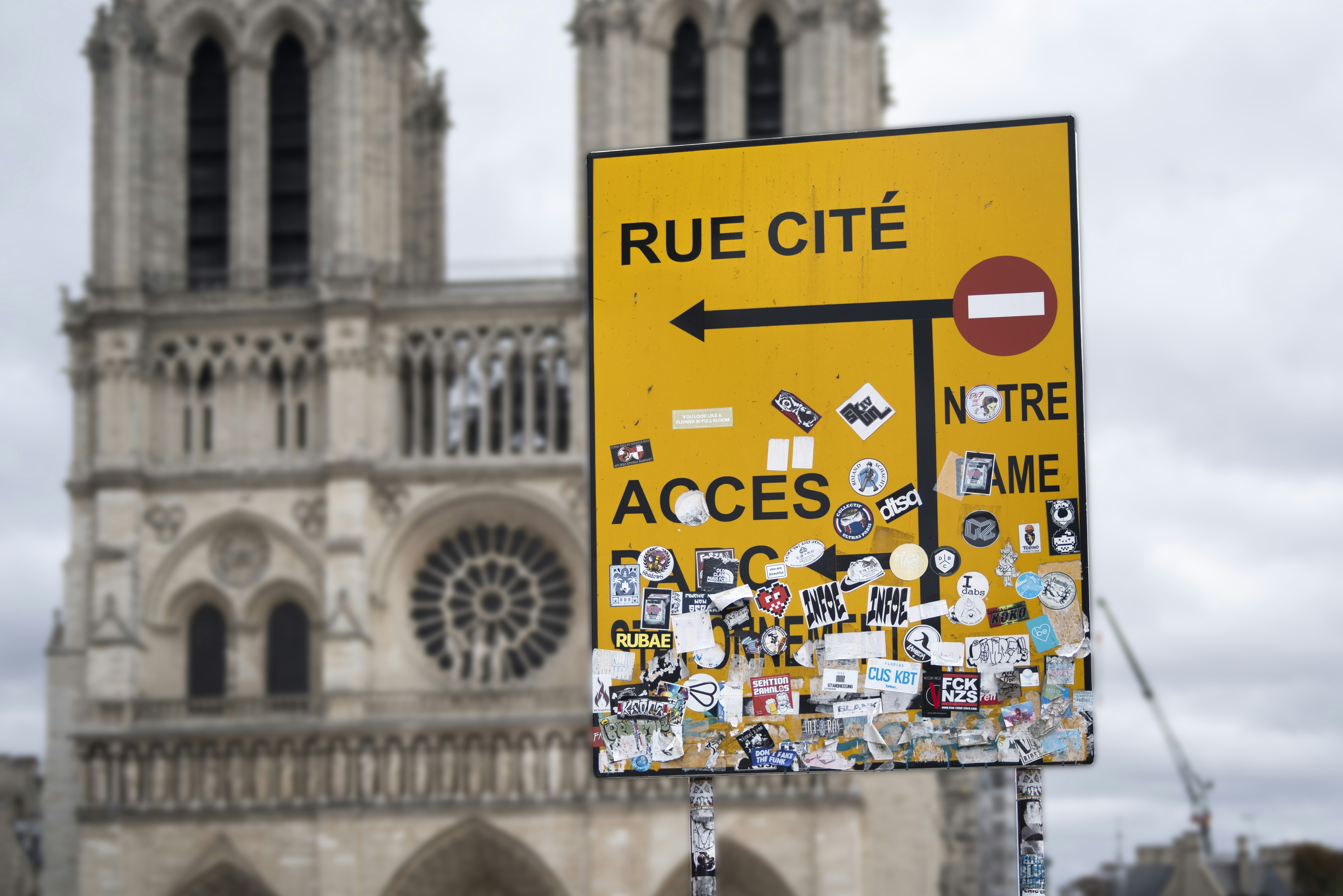 Rue Cite road sign