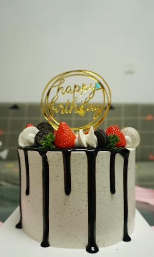 Custom theme cake in Bhopal