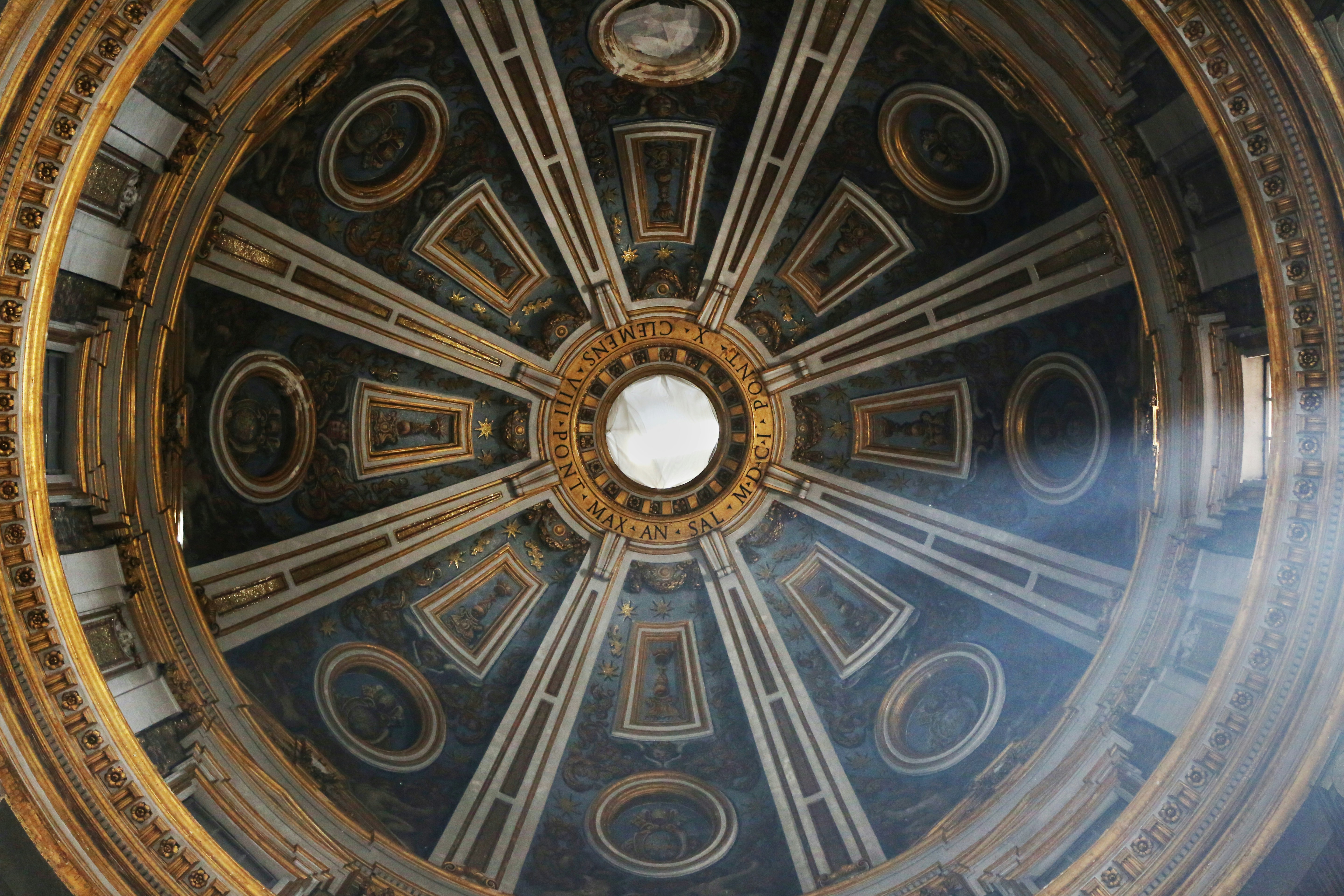 Photo by giorgiotrovato