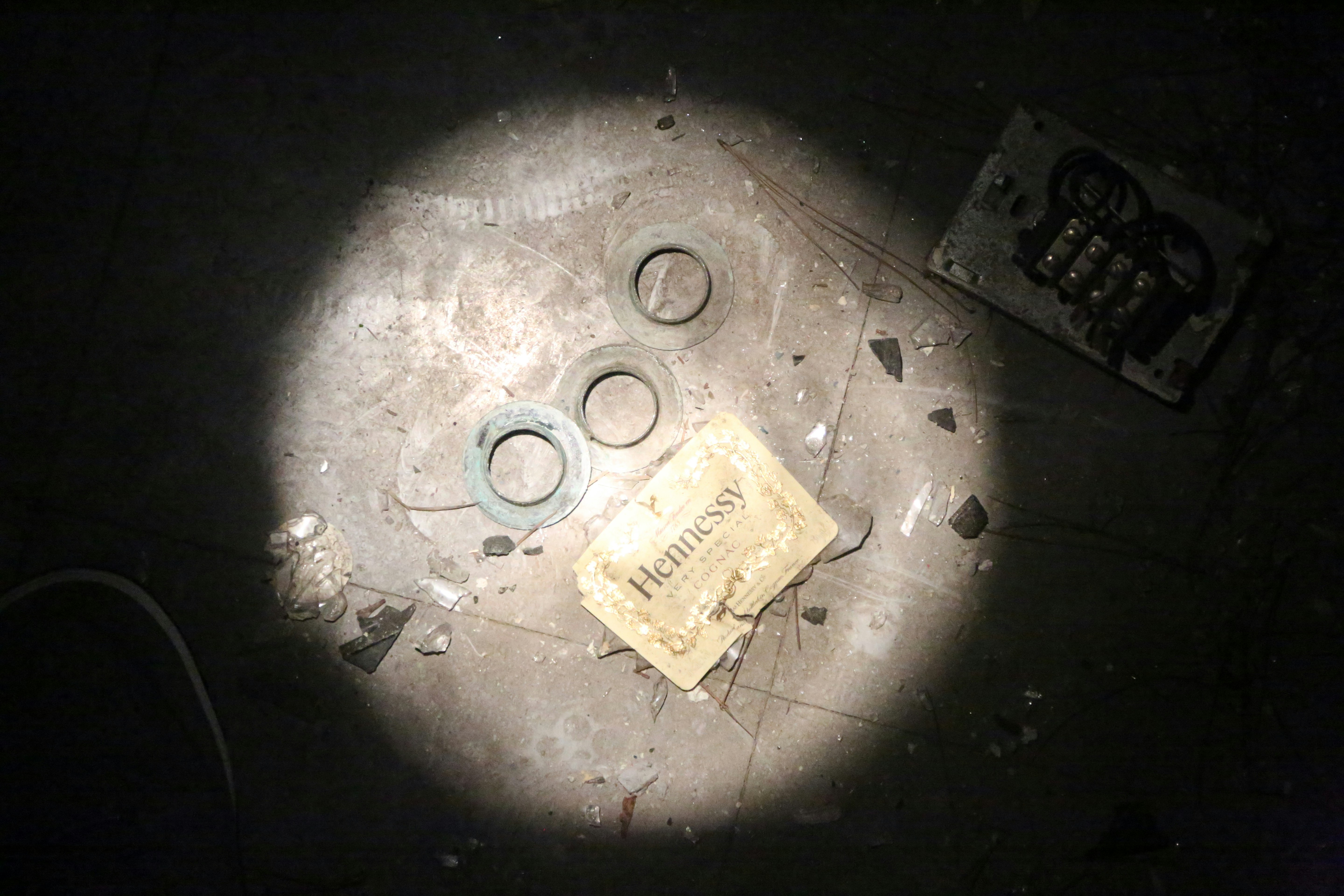 electronics warehouse