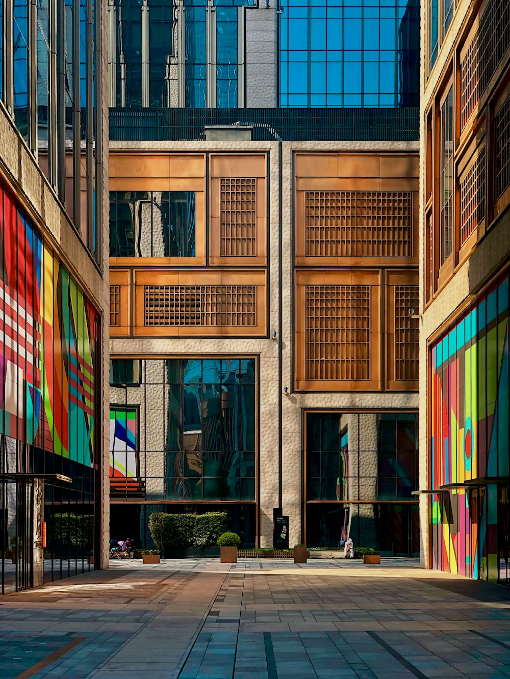 a large building with a lot of windows on it