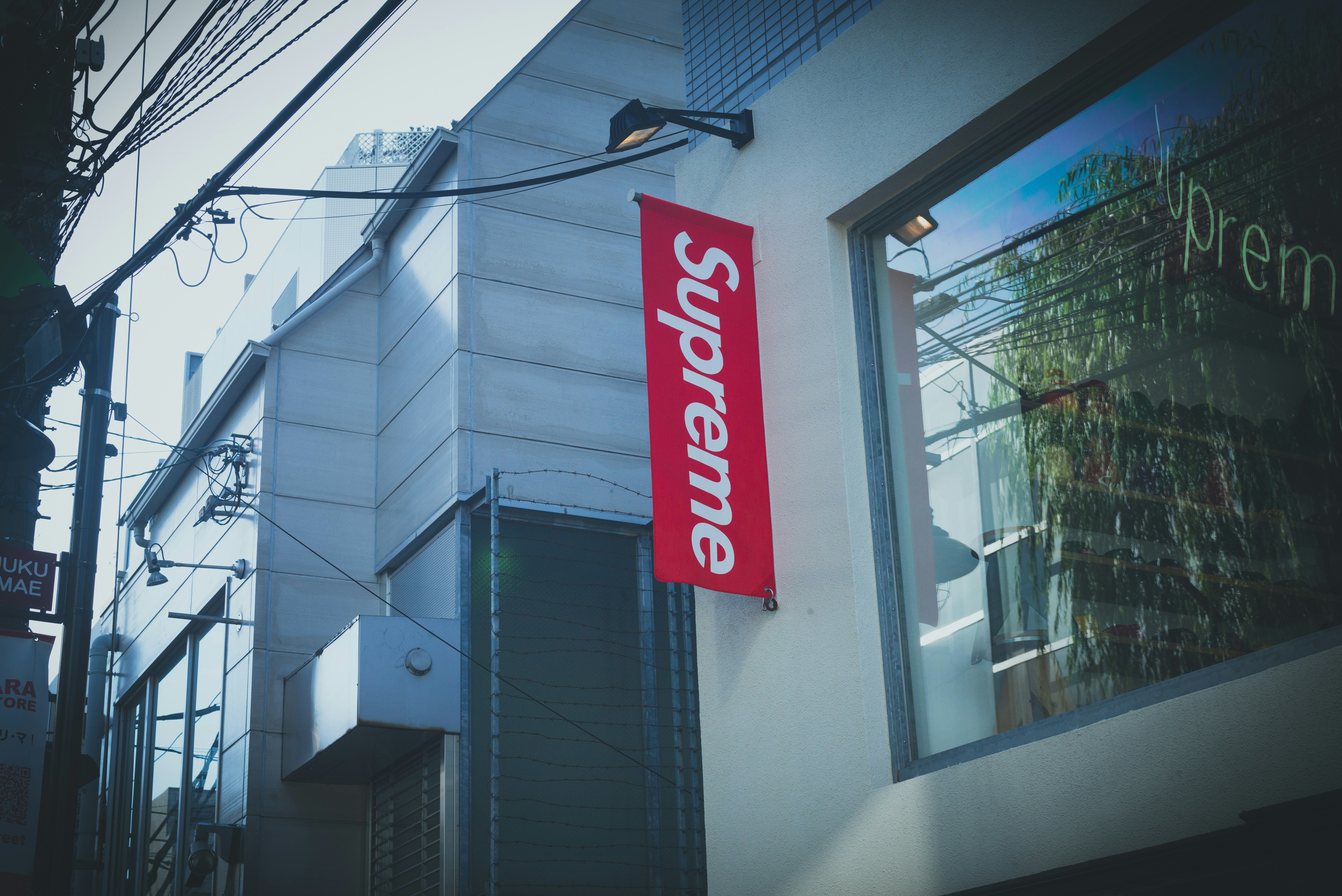 Supreme establishment