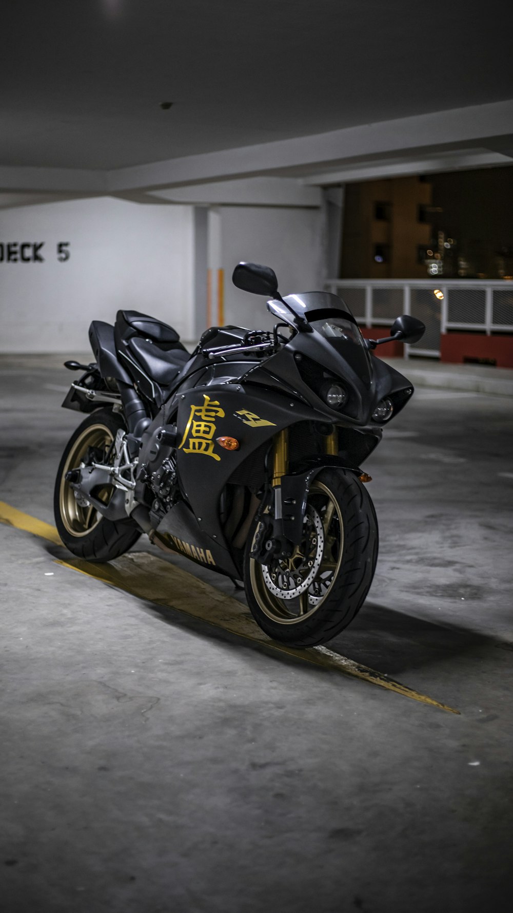 black sports bike