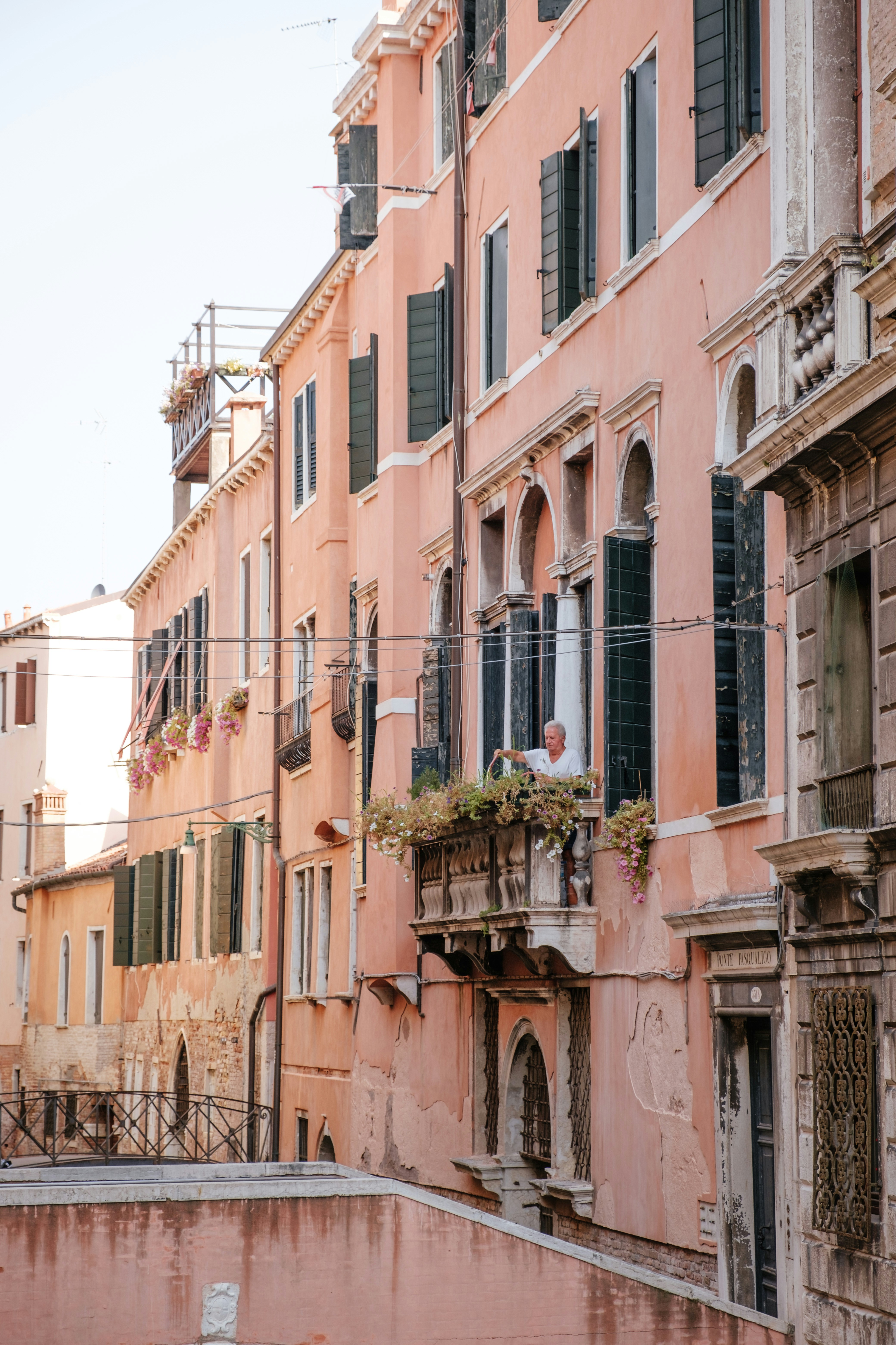 Photo by johanmouchet