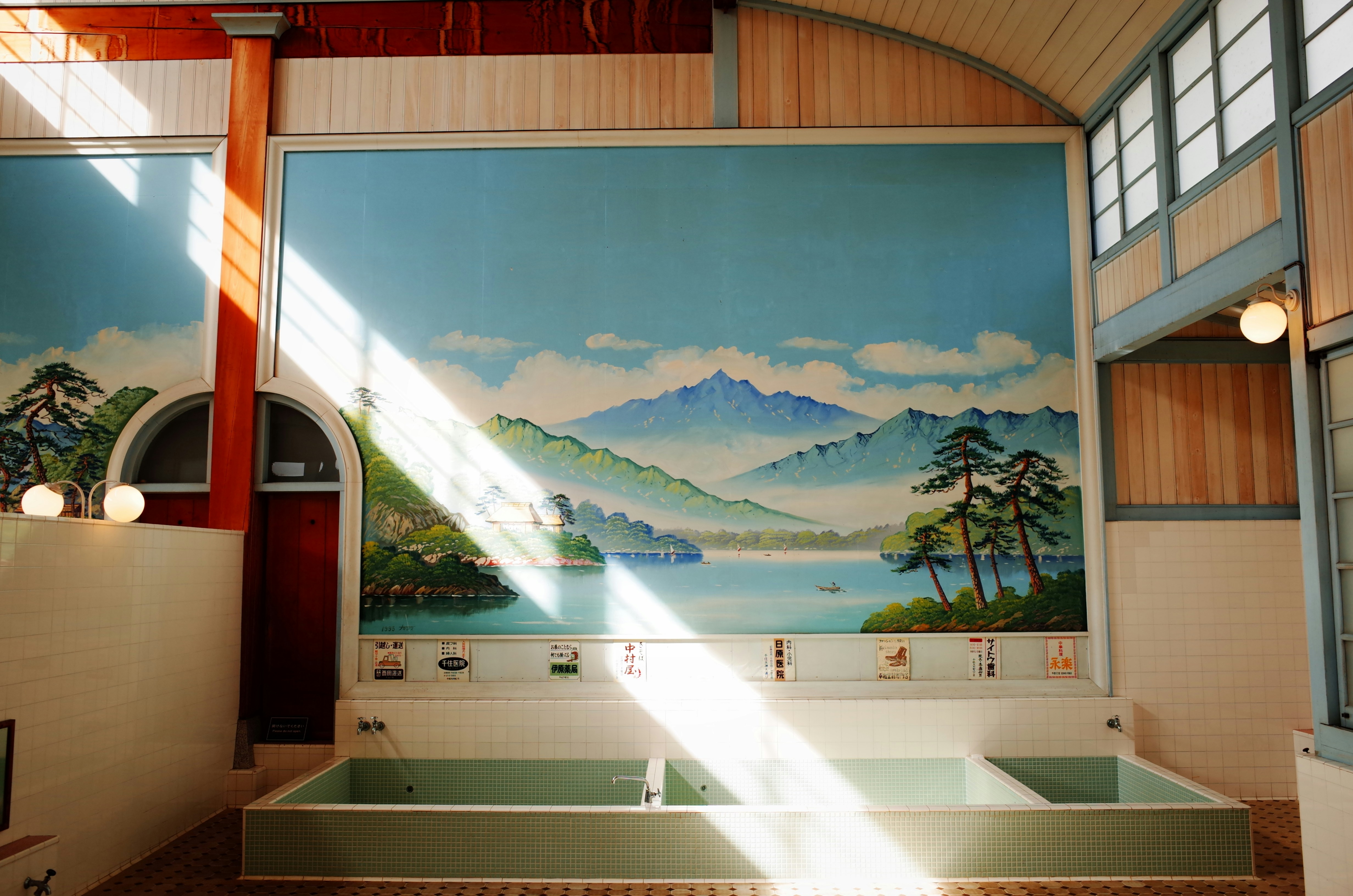 Soak Together, Arrive Alone: How America's Bathhouse Revival Is Quietly Fighting Loneliness