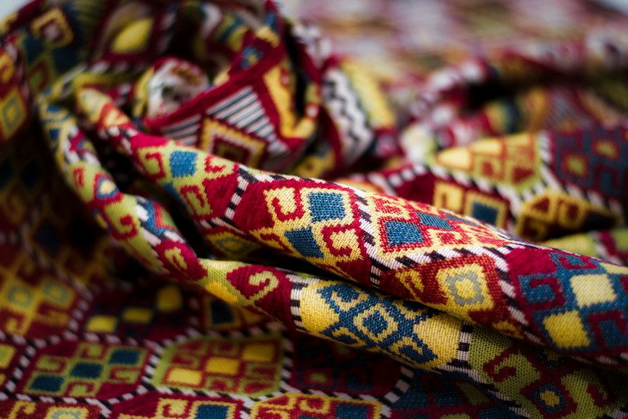 Foulard Soie Motifs Géométriques Conte of Florence vêtements de qualité