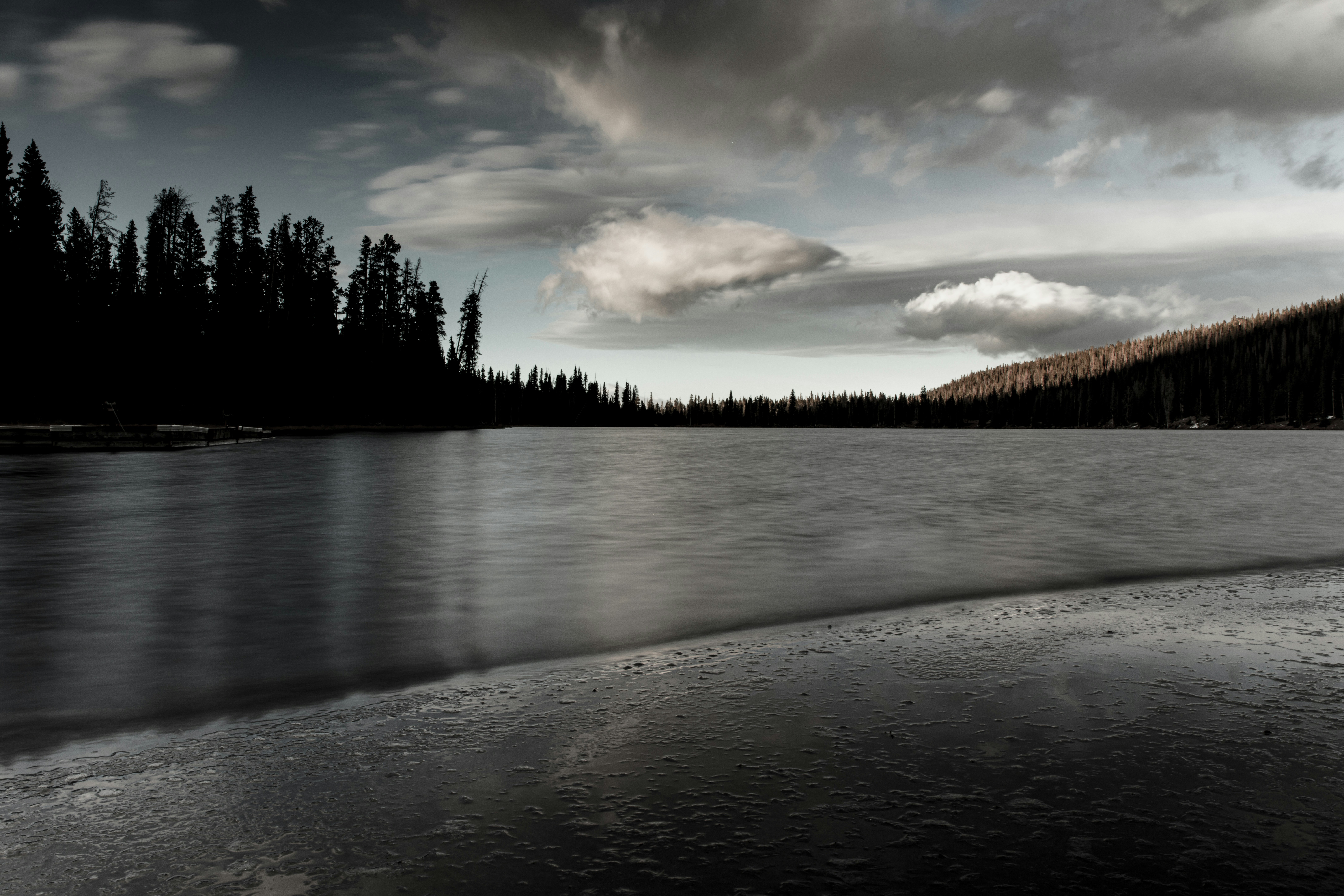 Photo by worldsbetweenlines