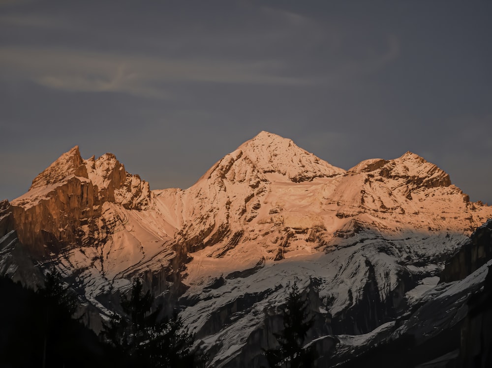 brown rocky mountain during daytime