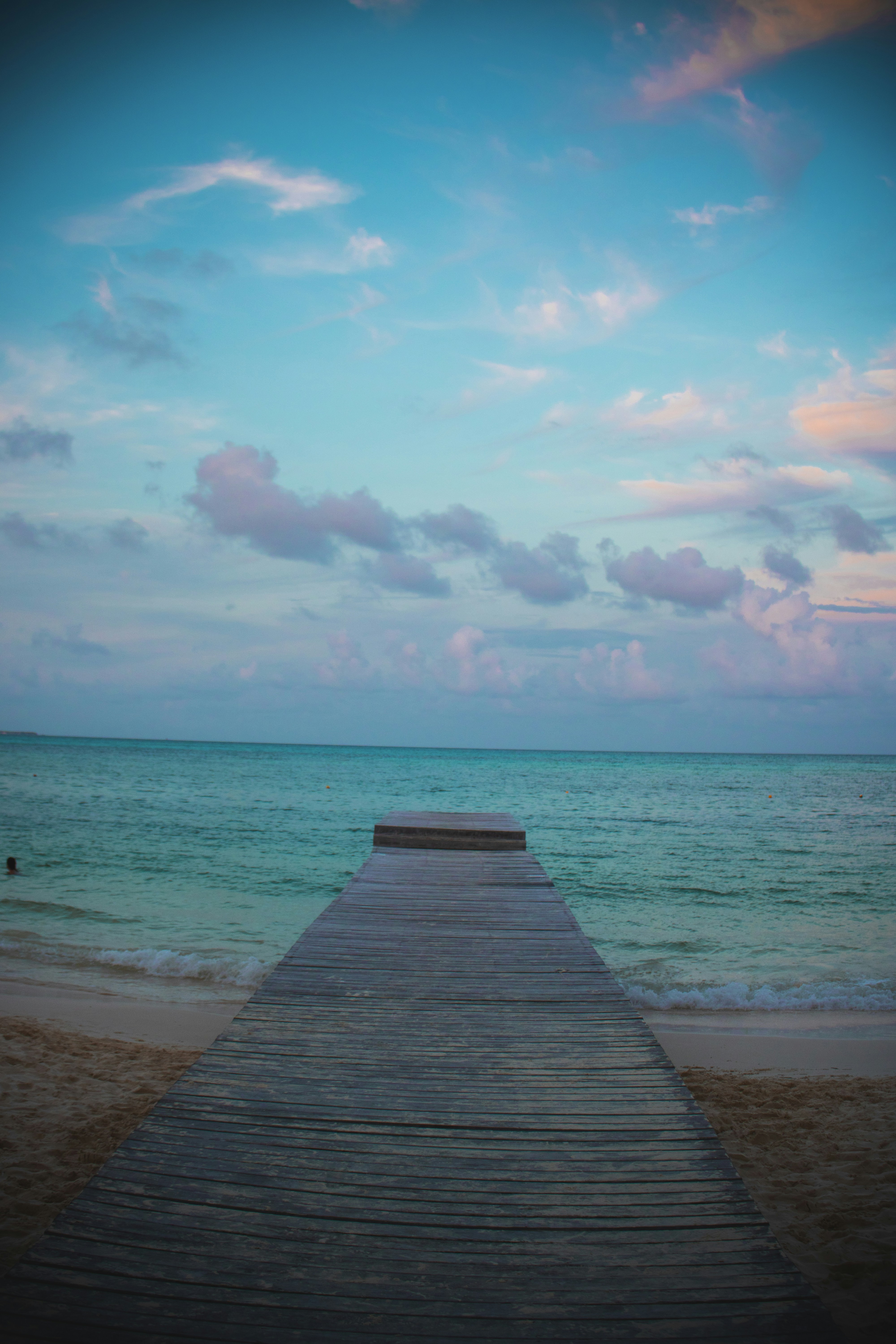 Photo by holawalterlee