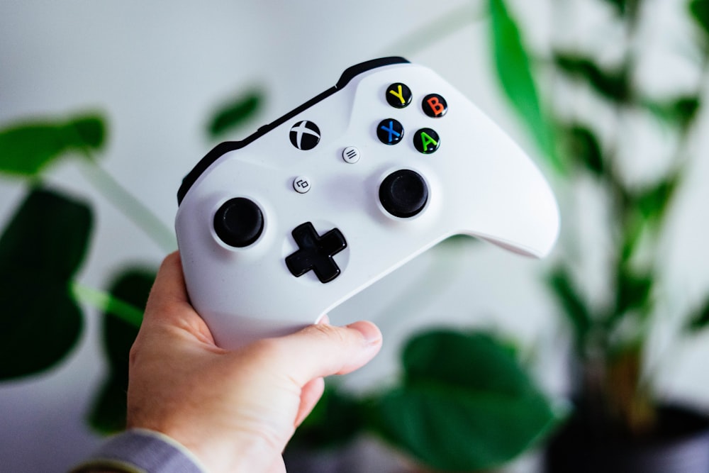bianco e nero Xbox One S controll