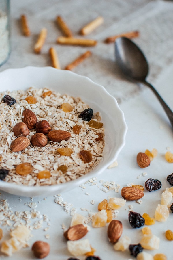 Oatmeal with nuts