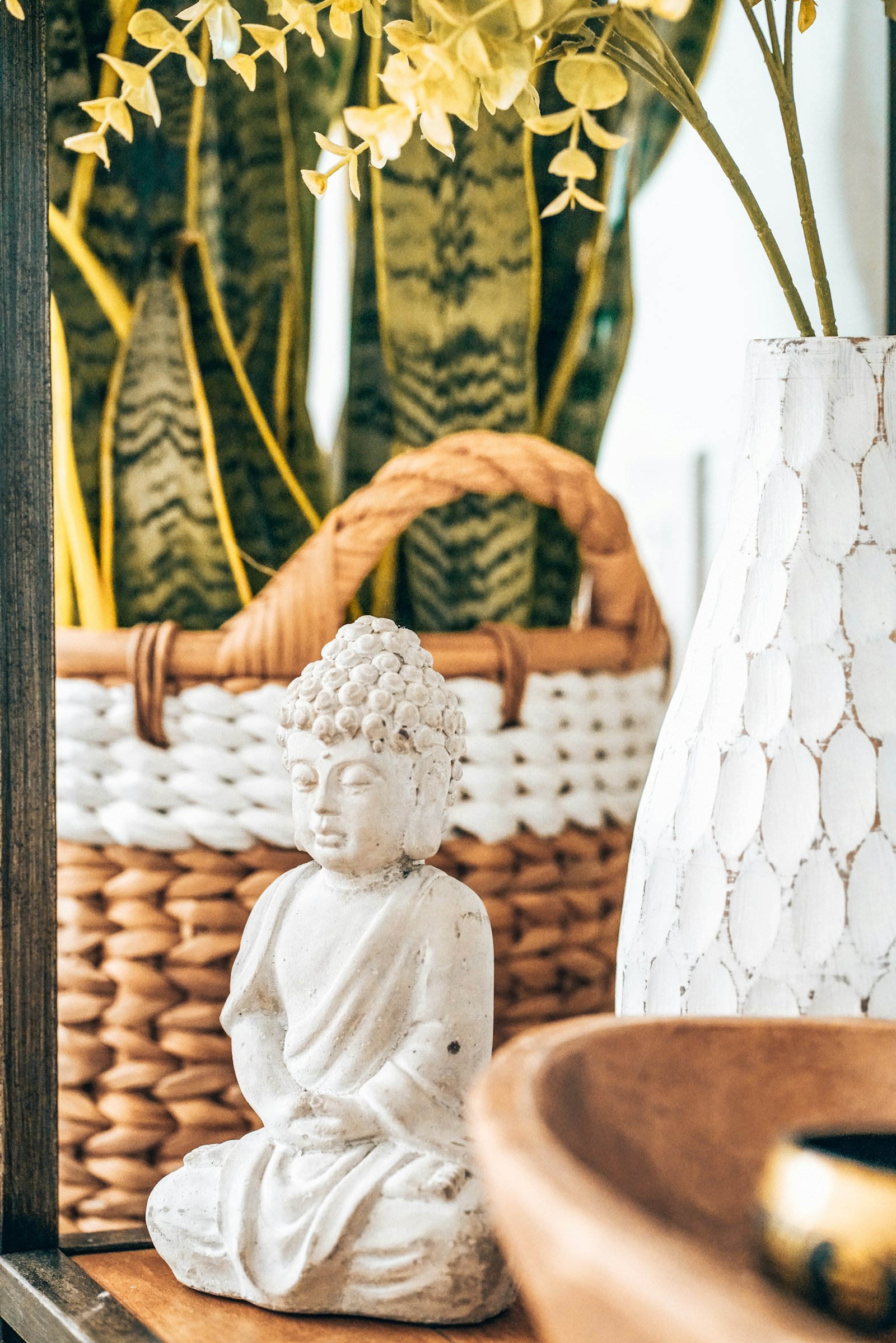 Sony a7R II + Sony FE 85mm F1.8 sample photo. White gautama buddha figurine photography