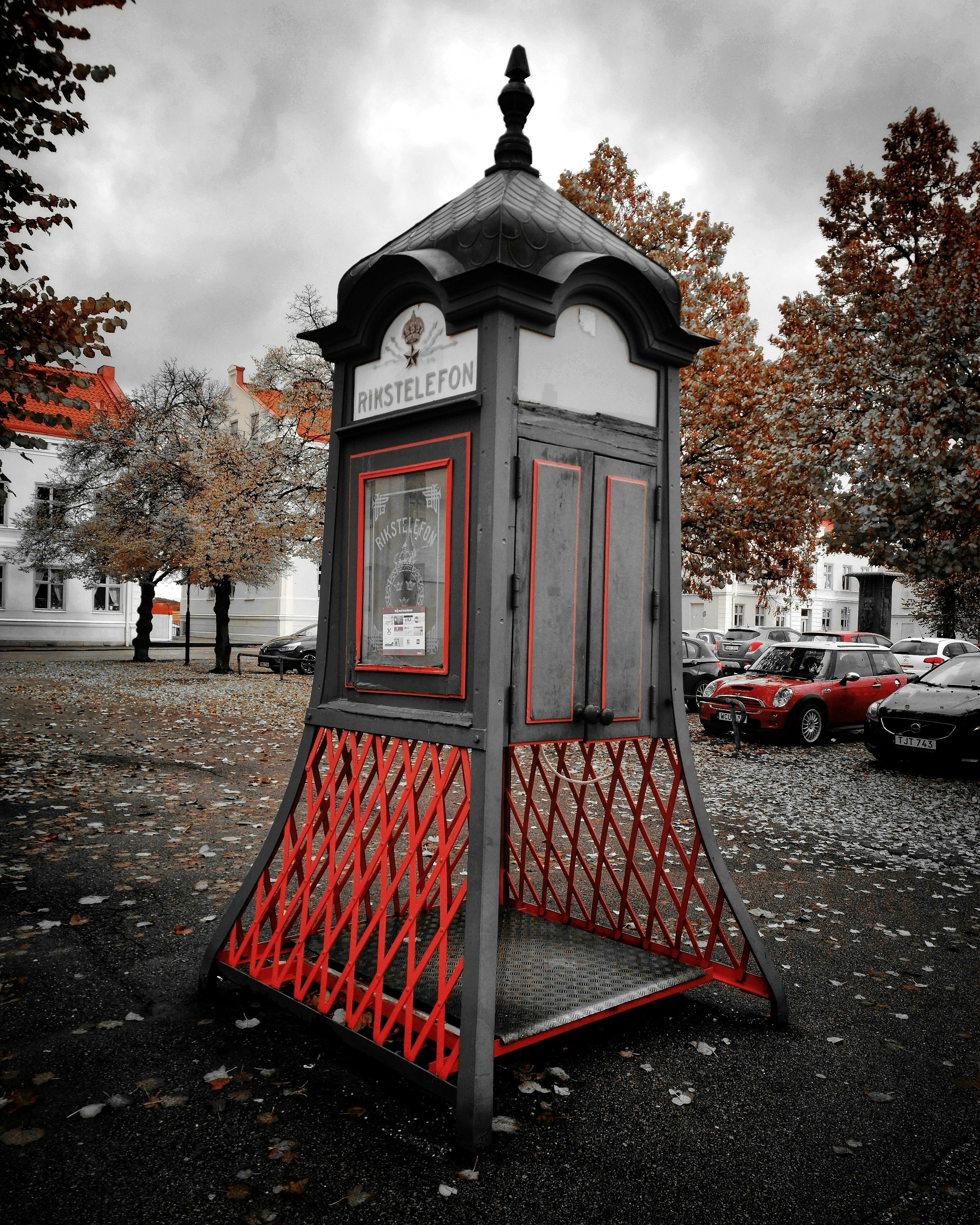 black and red wooden cabinet