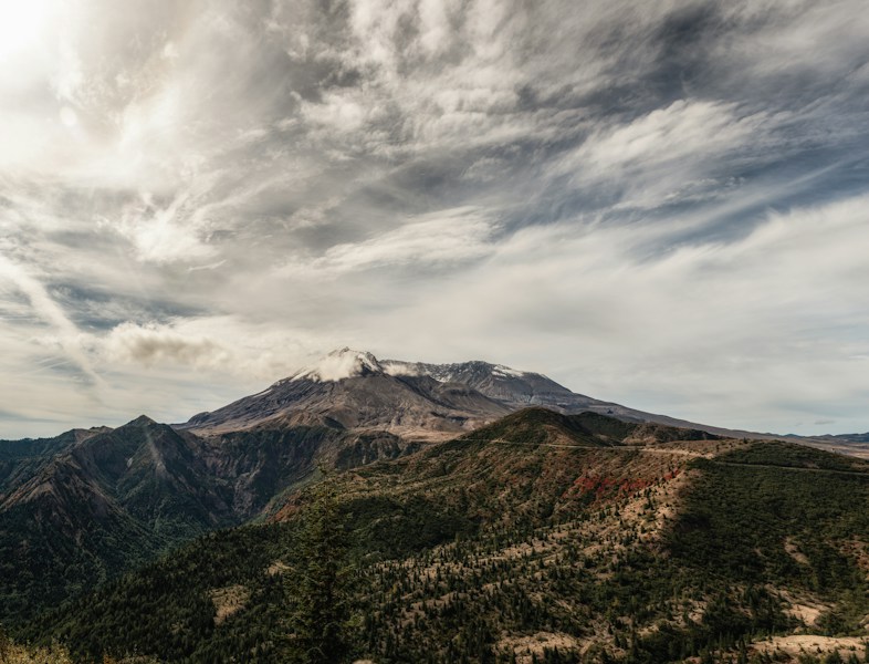 Mount St. Helens: The 1980 Eruption & Volcanic Landscape