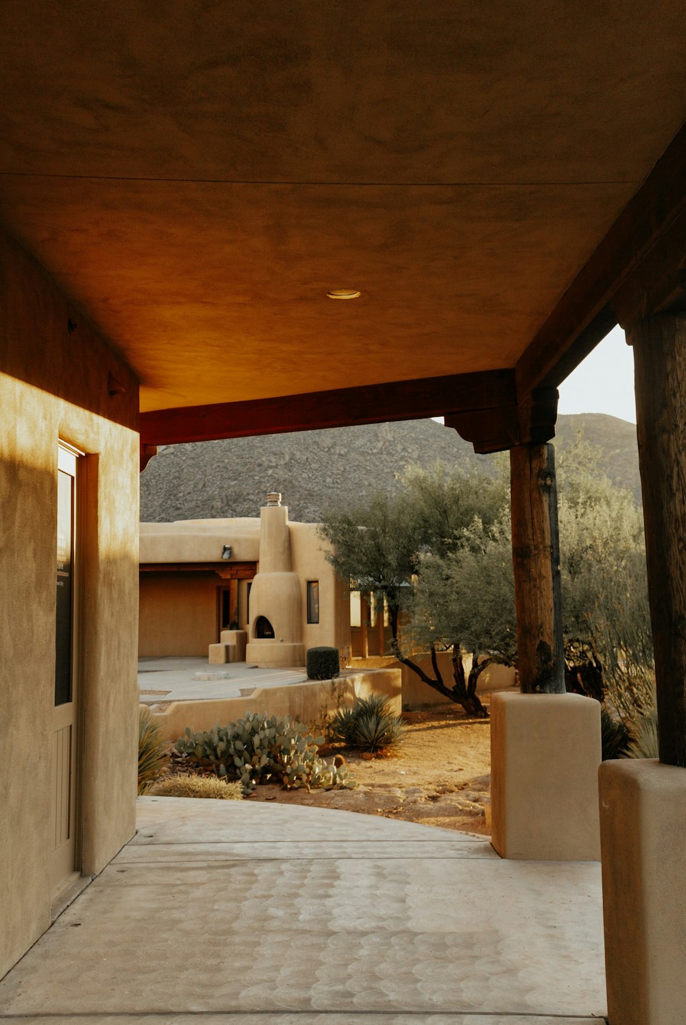 a view of a house from the outside