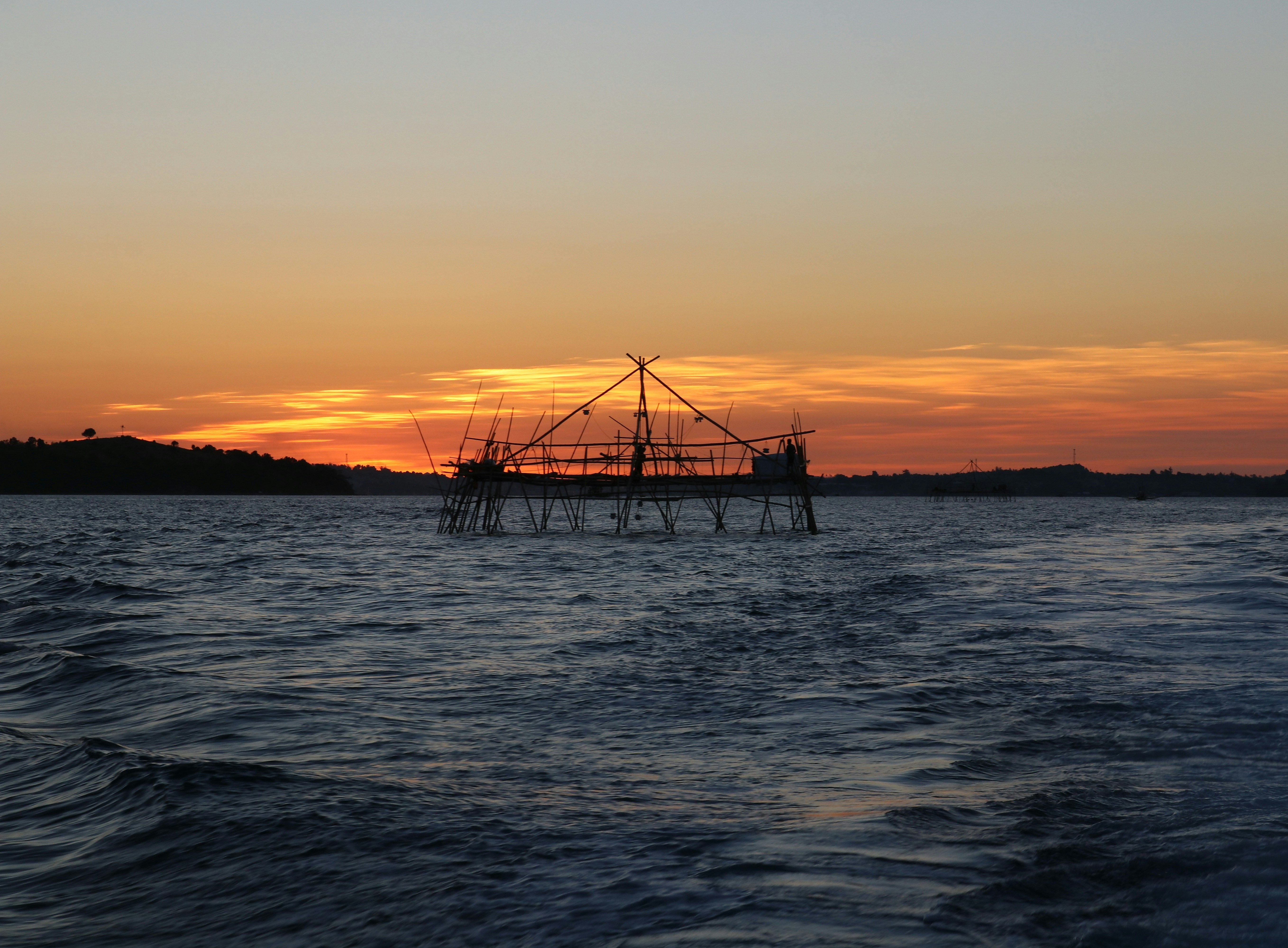 photo of ocean sunset