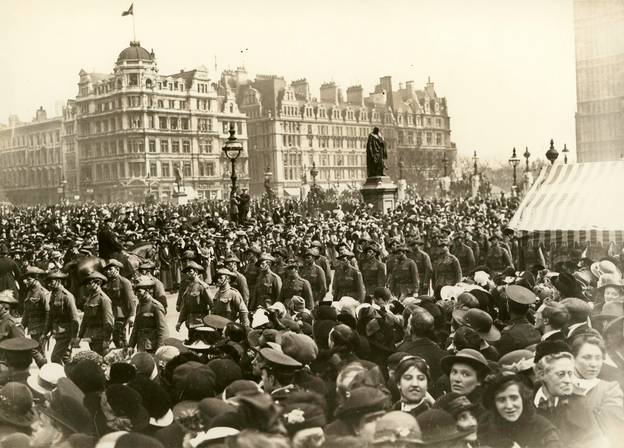 Australian Servicemen, Anzac Day Parade, London, 1916
