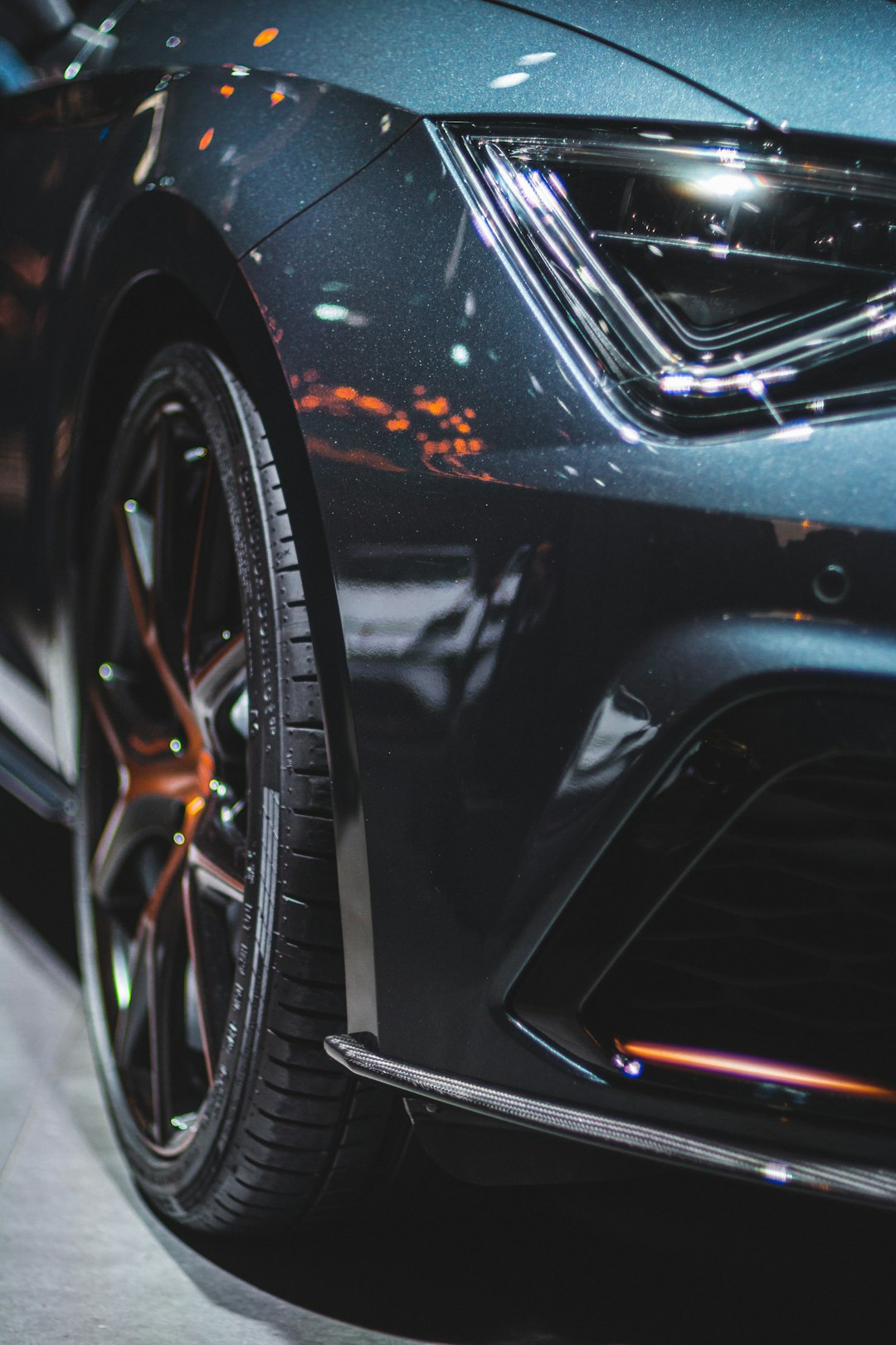 black and red car wheel