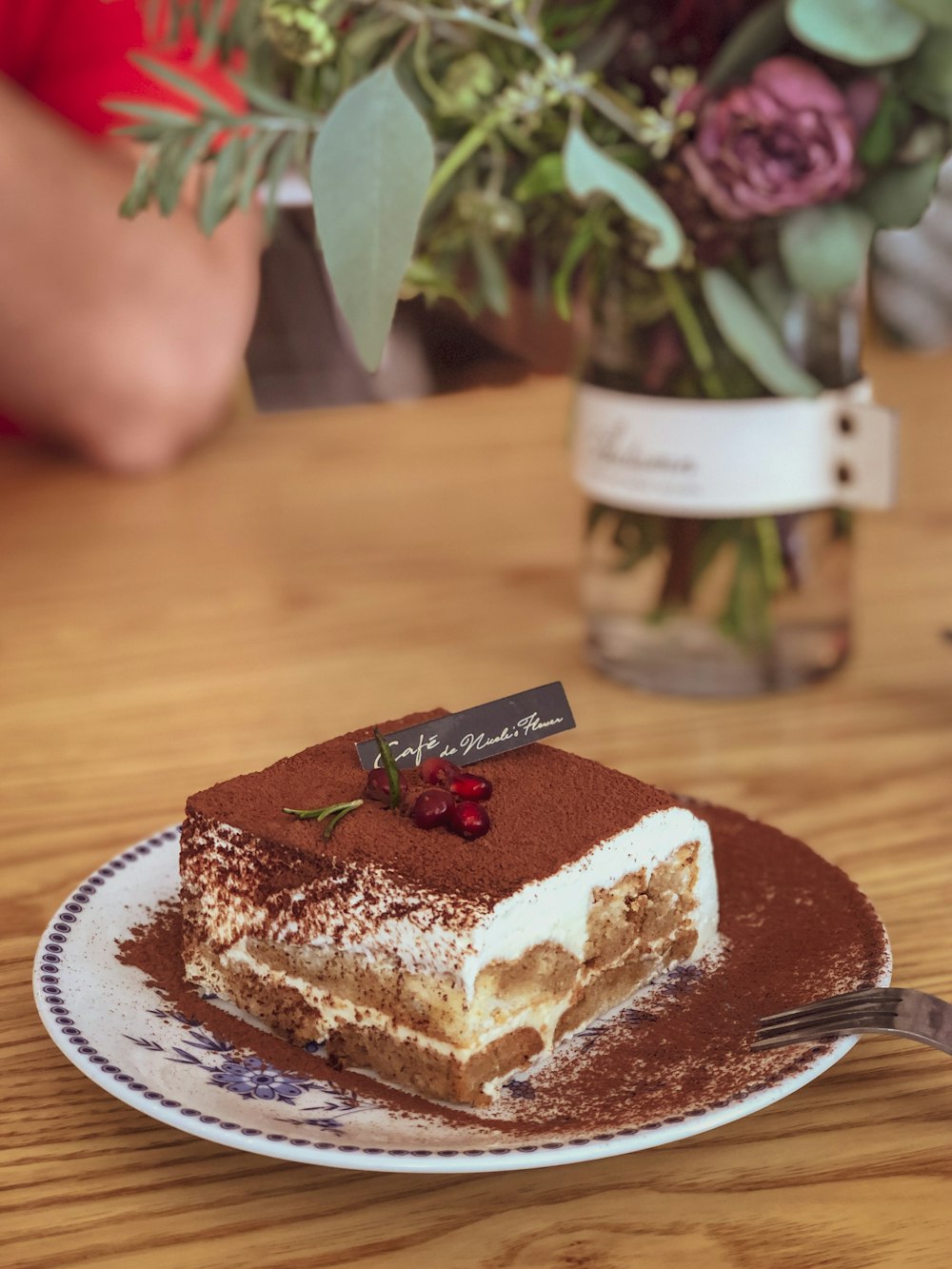 white and brown ceramic cake