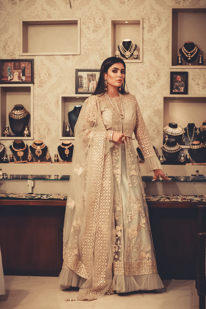 Saree and dupatta draping service in Rohtak by Kiran Malik Makeover