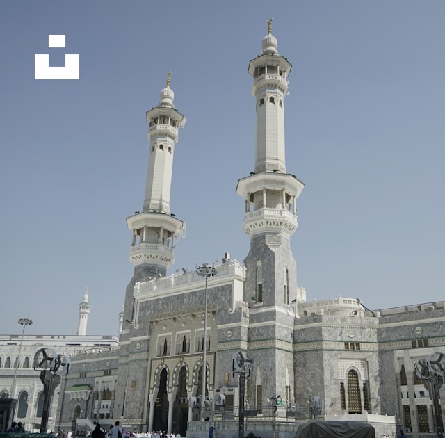 UnsplashでAfif Ramdhasumaが撮影した写真