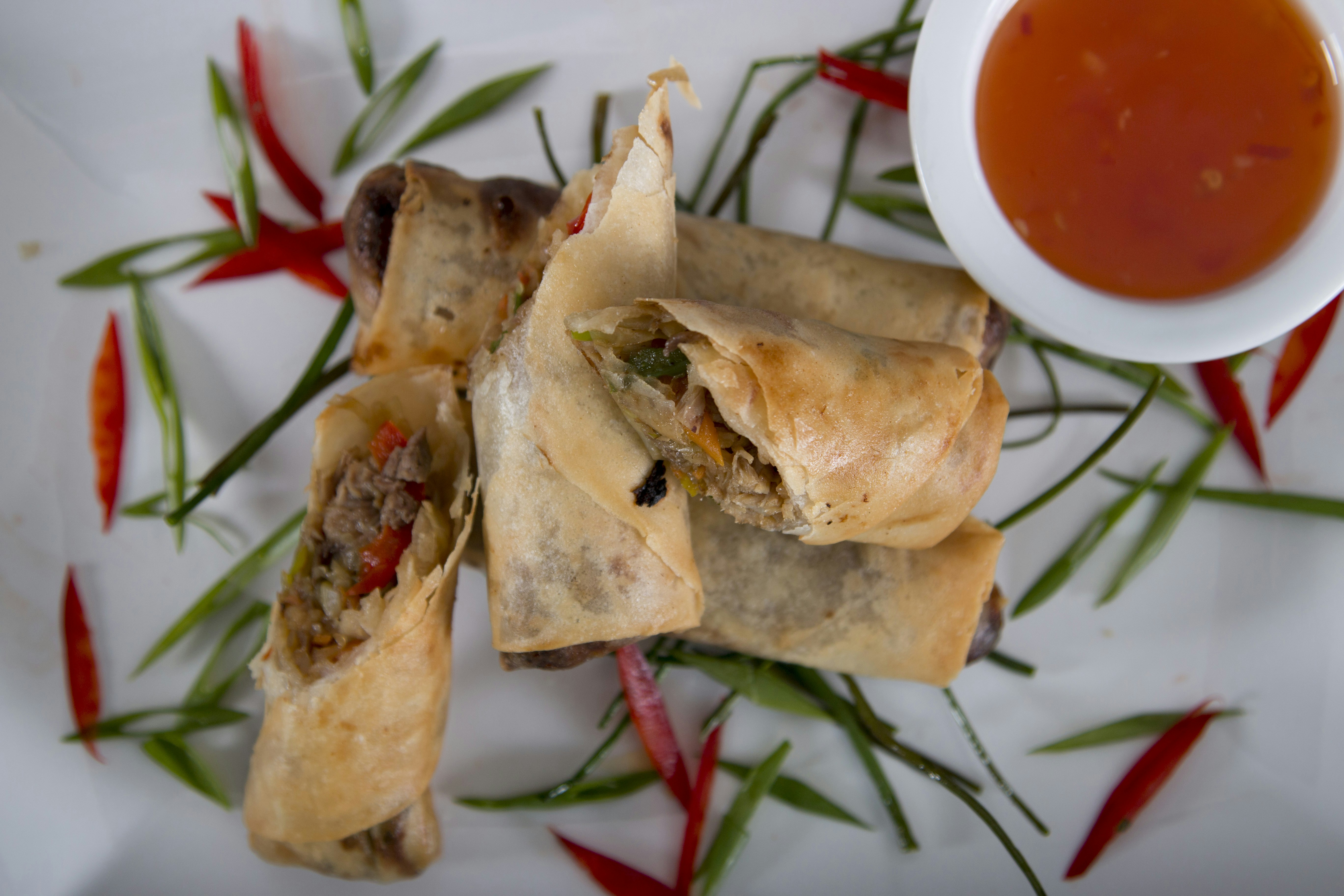 Fried spring rolls with chilli and dipping sauce