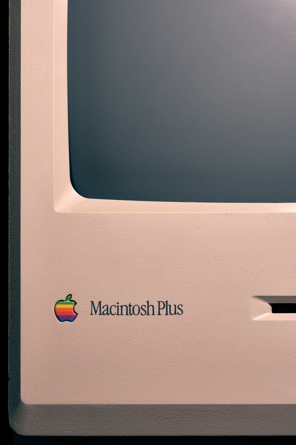 Macintosh Plus computer monitor