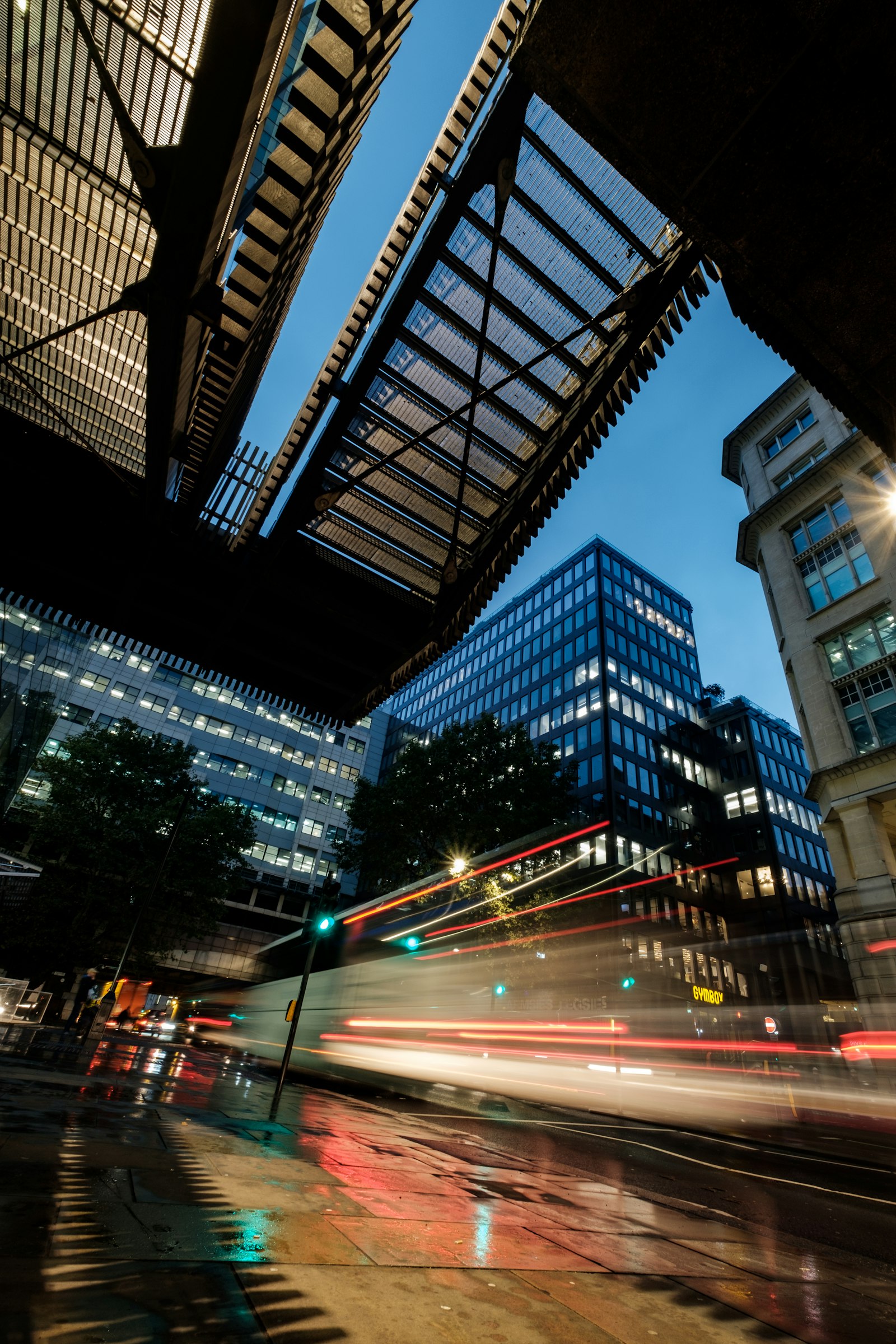 Fujifilm X-T20 + Fujifilm XF 10-24mm F4 R OIS sample photo. Lighted buildings at night photography