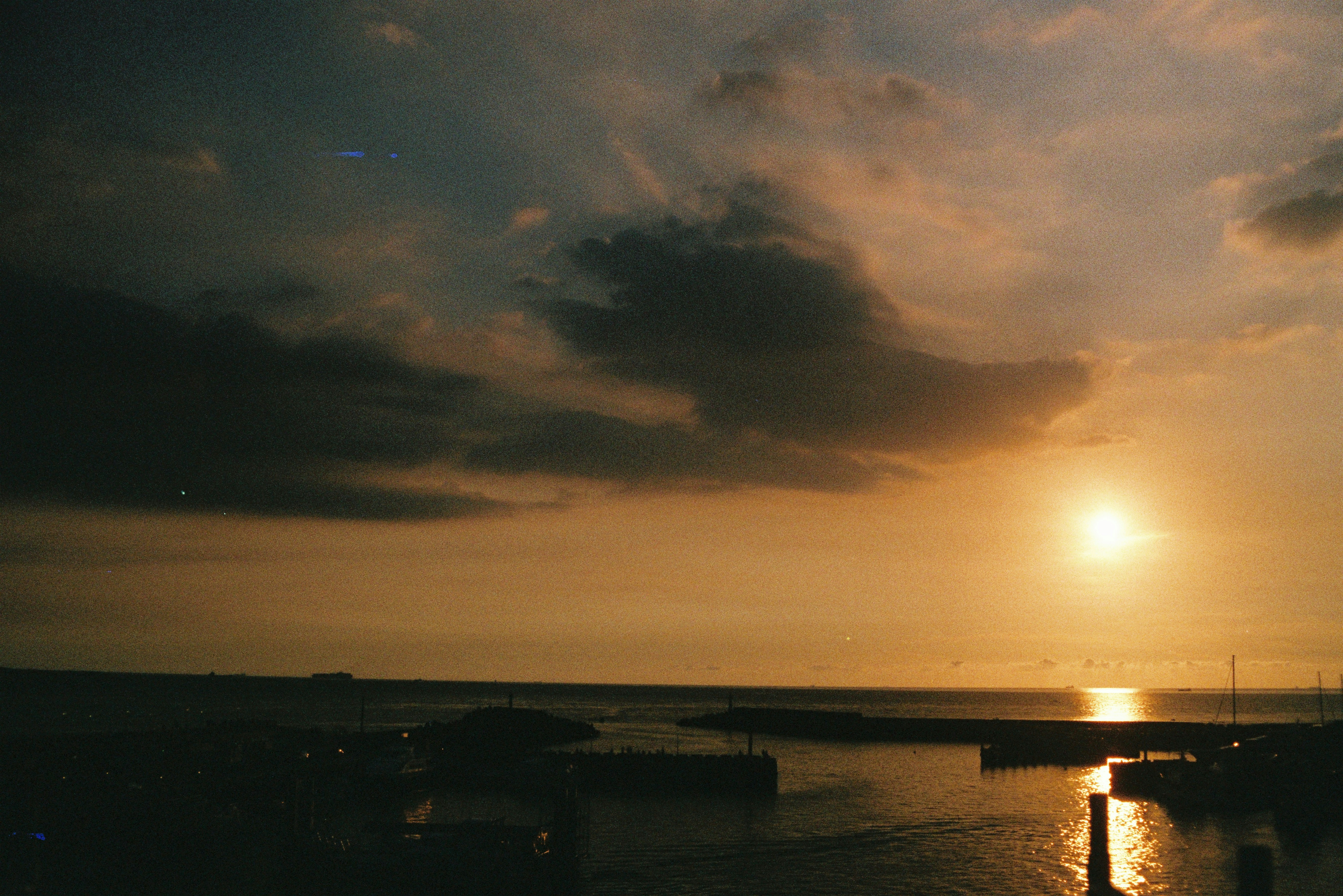 Photo by lukelung1991